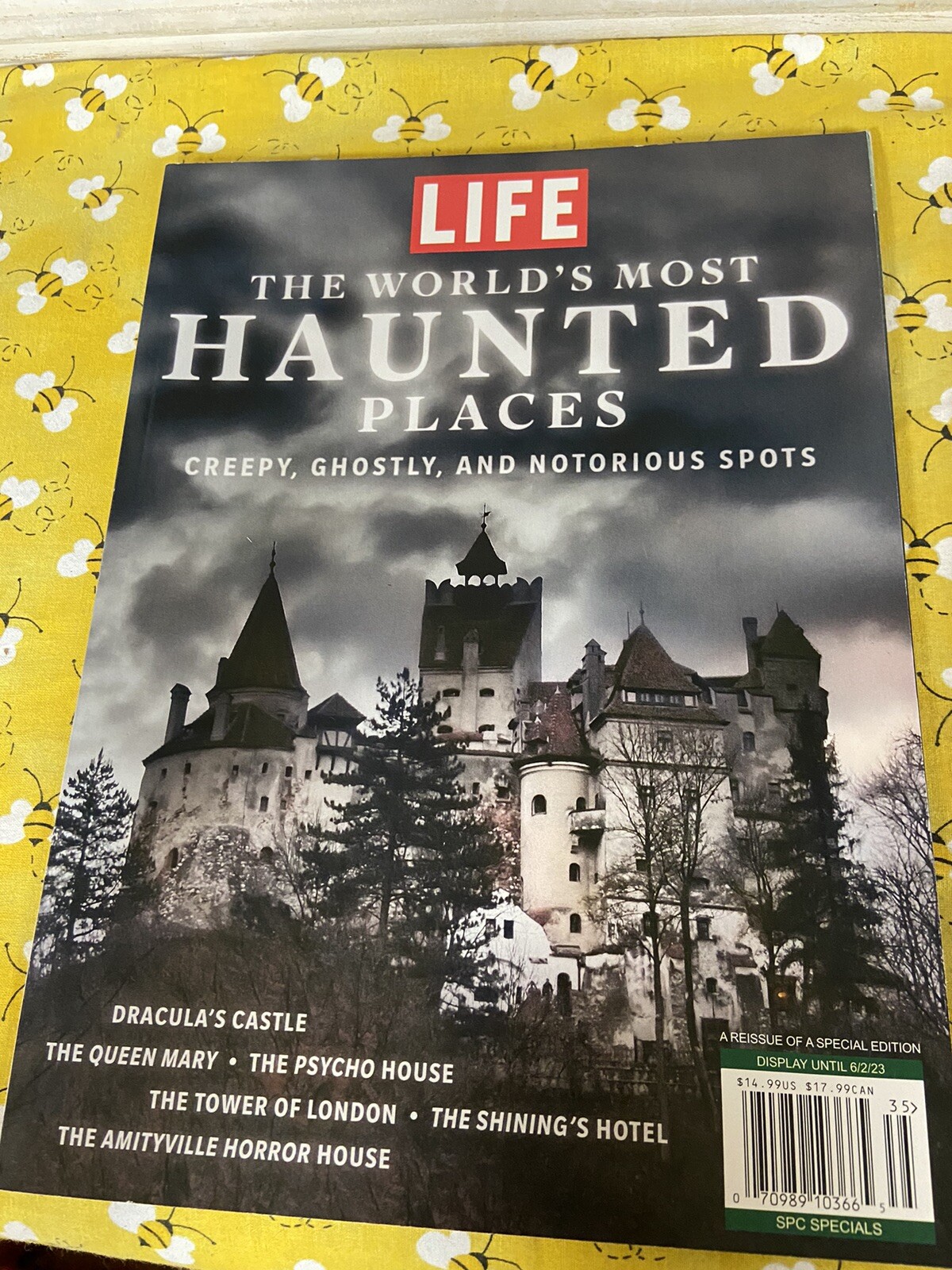 THE WORLD’S MOST HAUNTED PLACES LIFE Magazine 2023 Reissue of Special Edition