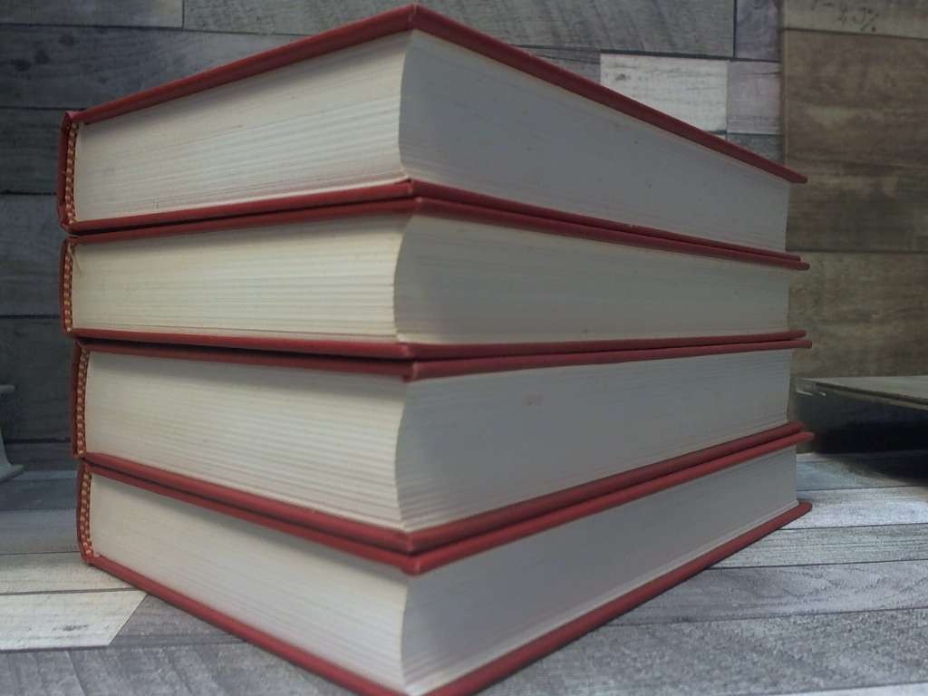 Dictionary of the New Testament [4 Volumes] by Hastings Baker Book House