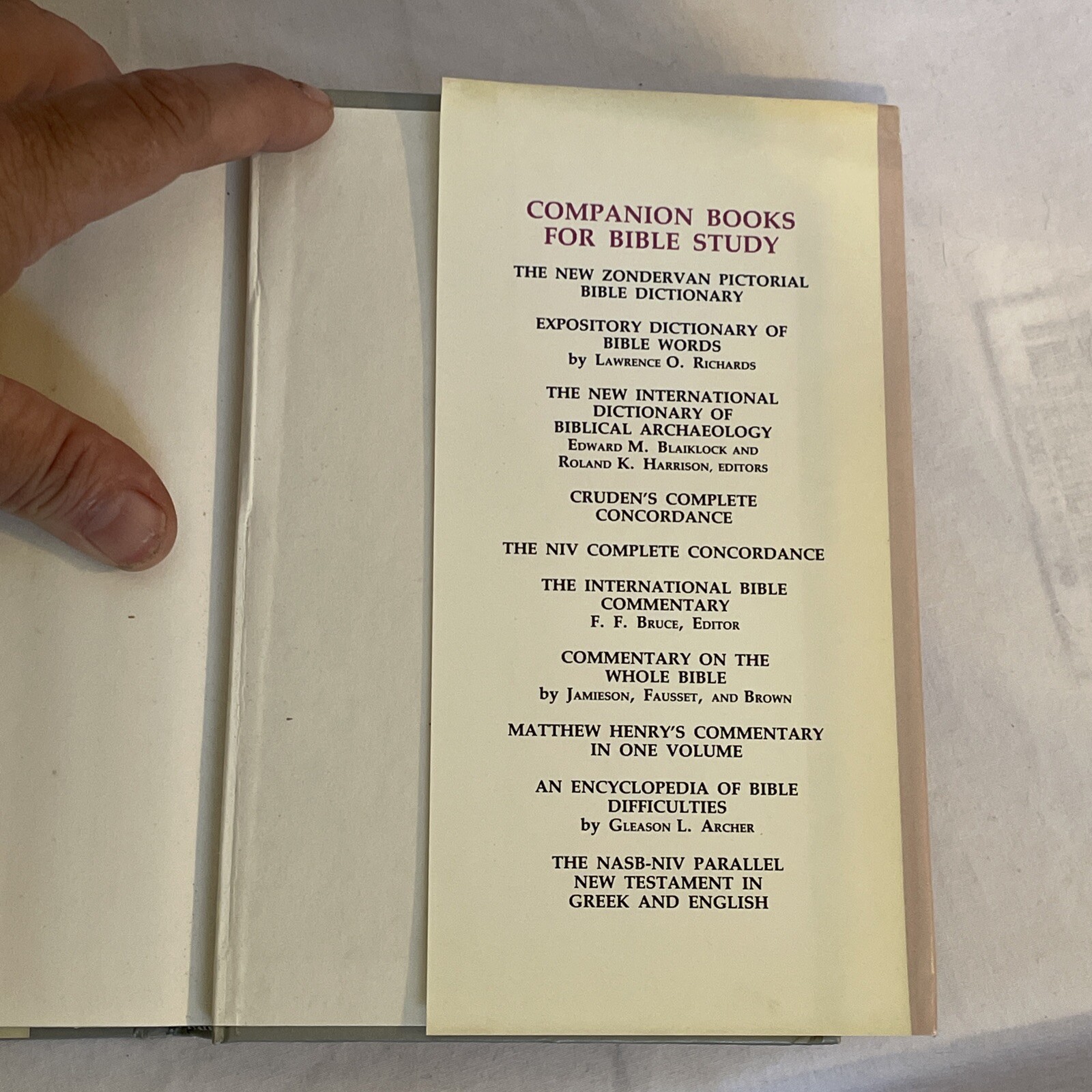 Nave’s Compact Topical Bible 1972 Regency Reference Library Zondervan HB Dust Ja