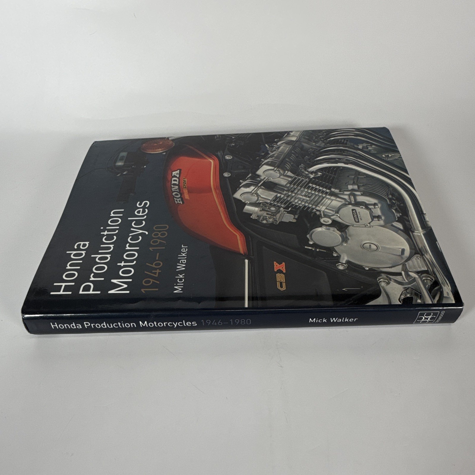 Honda Production Motorcycles 1946-1980 HC 2006 Mick Walker Illus 216p