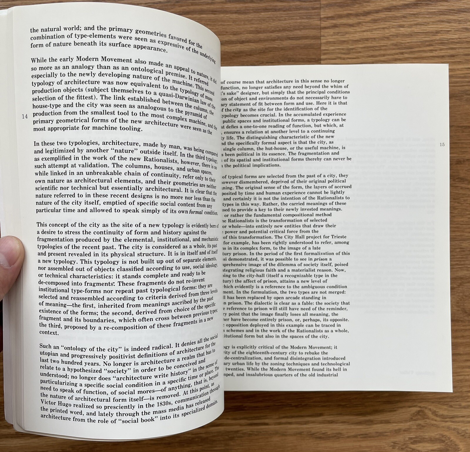 Oppositions Reader : Selected Essays 1973-1984 (Paperback)