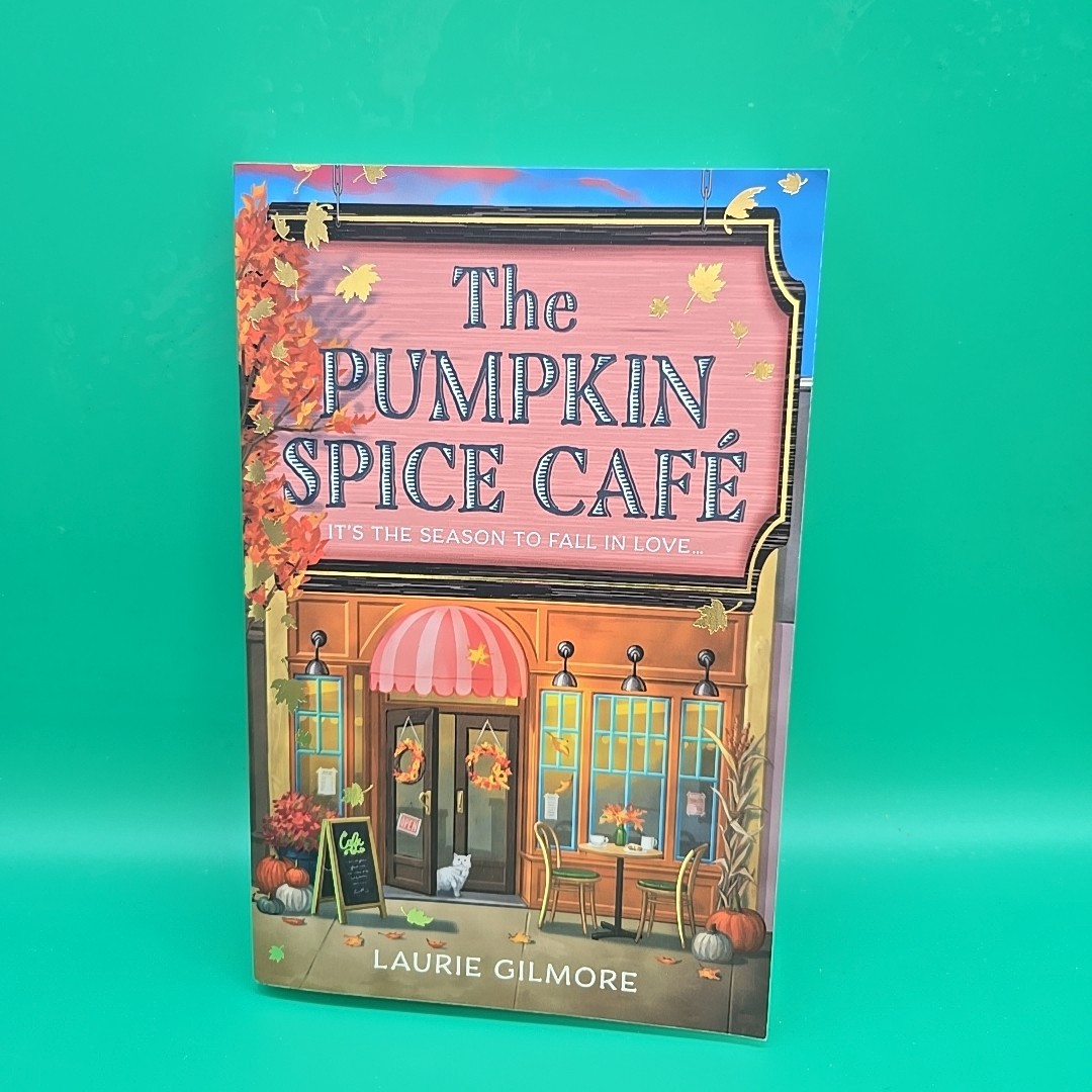 Dream Harbor 1 -3 Laurie Gilmore Pumpkin Spice Cinnamon Bun Christmas Tree PB