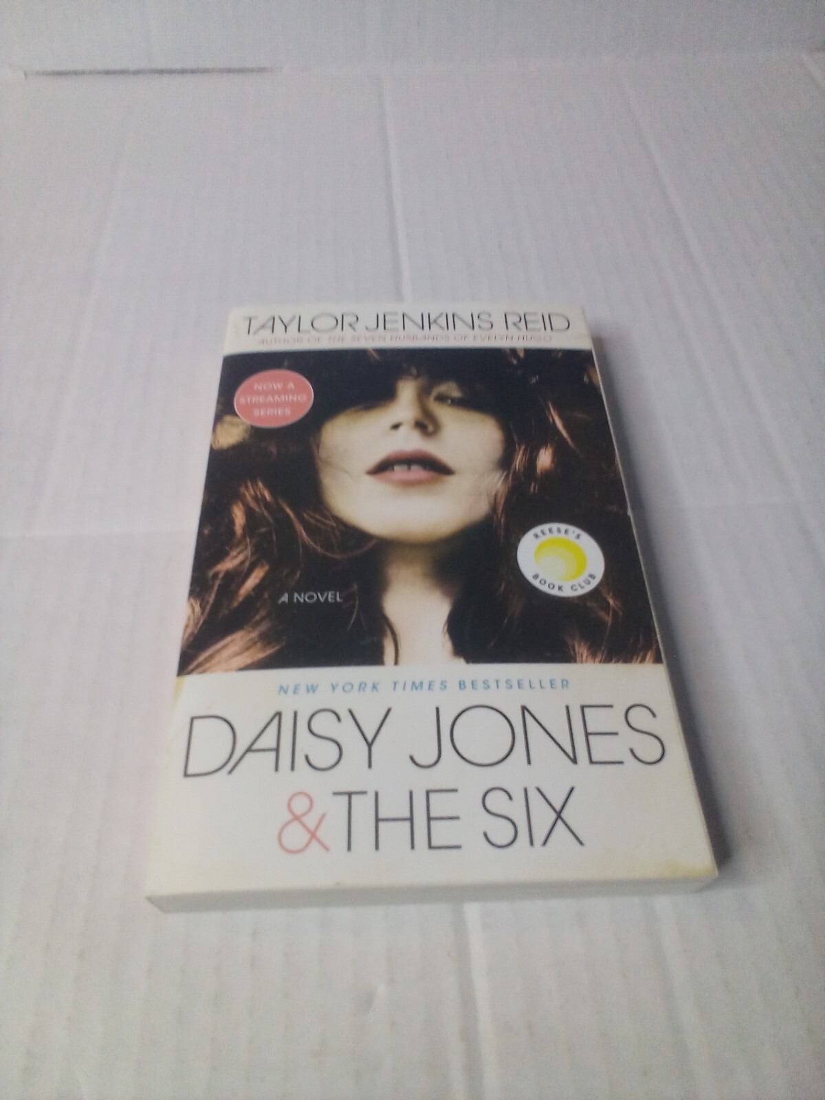 Daisy Jones & The Six Taylor Jenkins Reid Paperback Novel