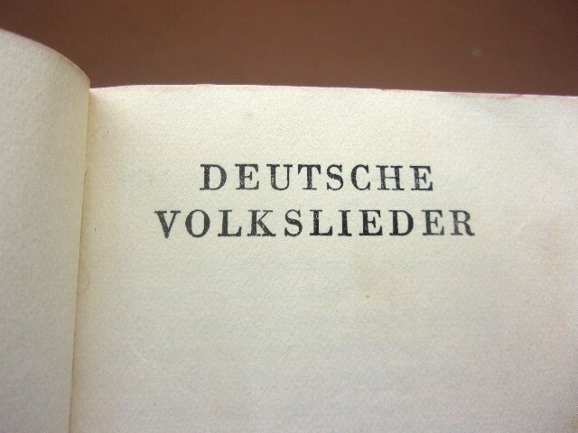 Vintage 1950’s Deutsche Volkslieder German Folksongs 123 pages 2 1/2″ x 3 3/4″