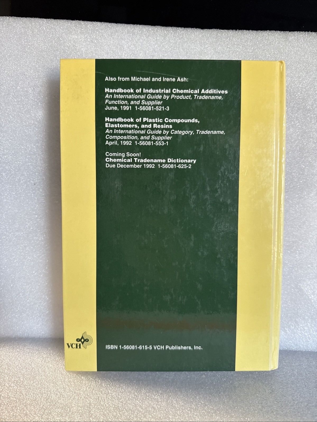 Industrial Chemical Thesaurus 2nd Edition By Ash, Michael & Irene Ash Vol 1-2.