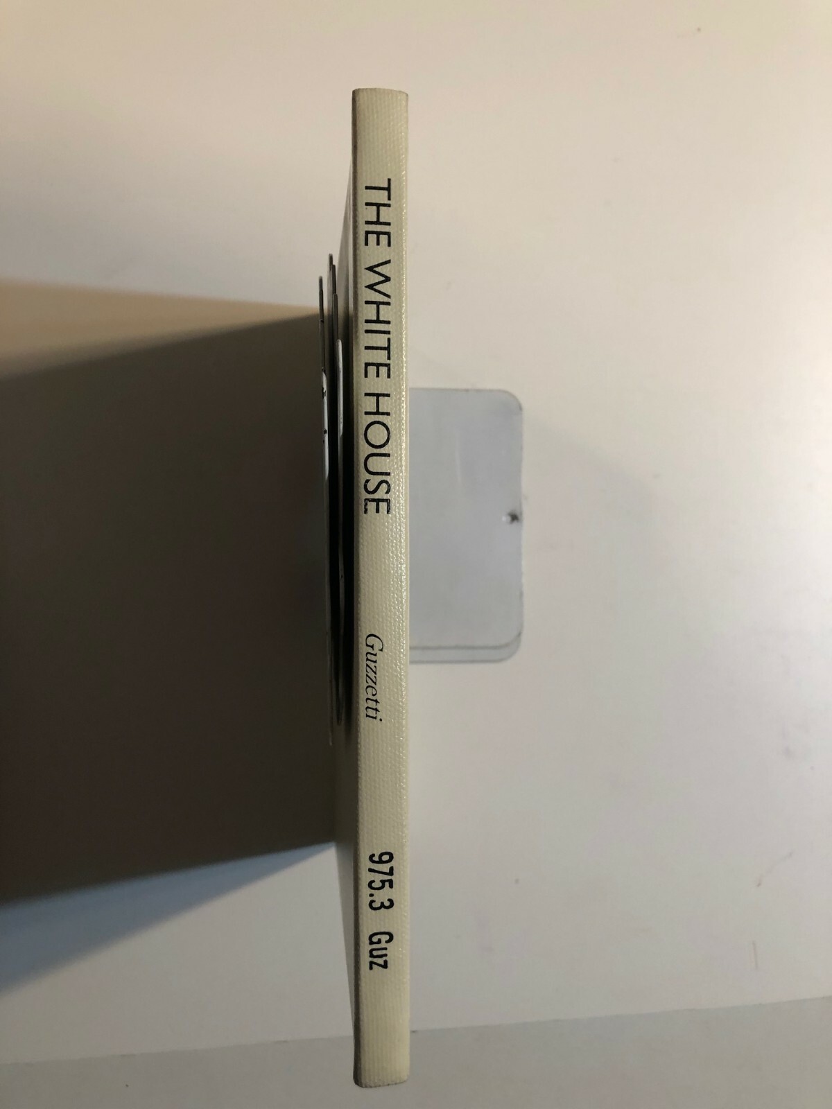The White House by Paula Guzzetti Used Good Rebound Hardcover 0875186505 1996
