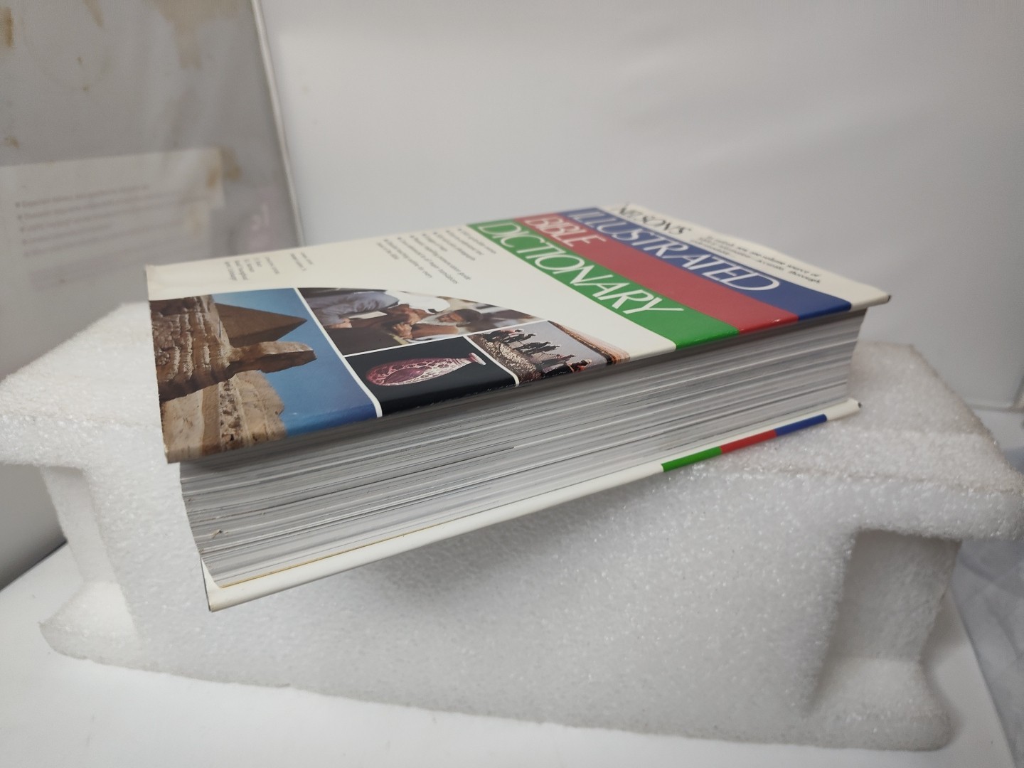Nelson’s Illustrated Bible Dictionary / 1986 Hardcover Dustcover Cross Reference
