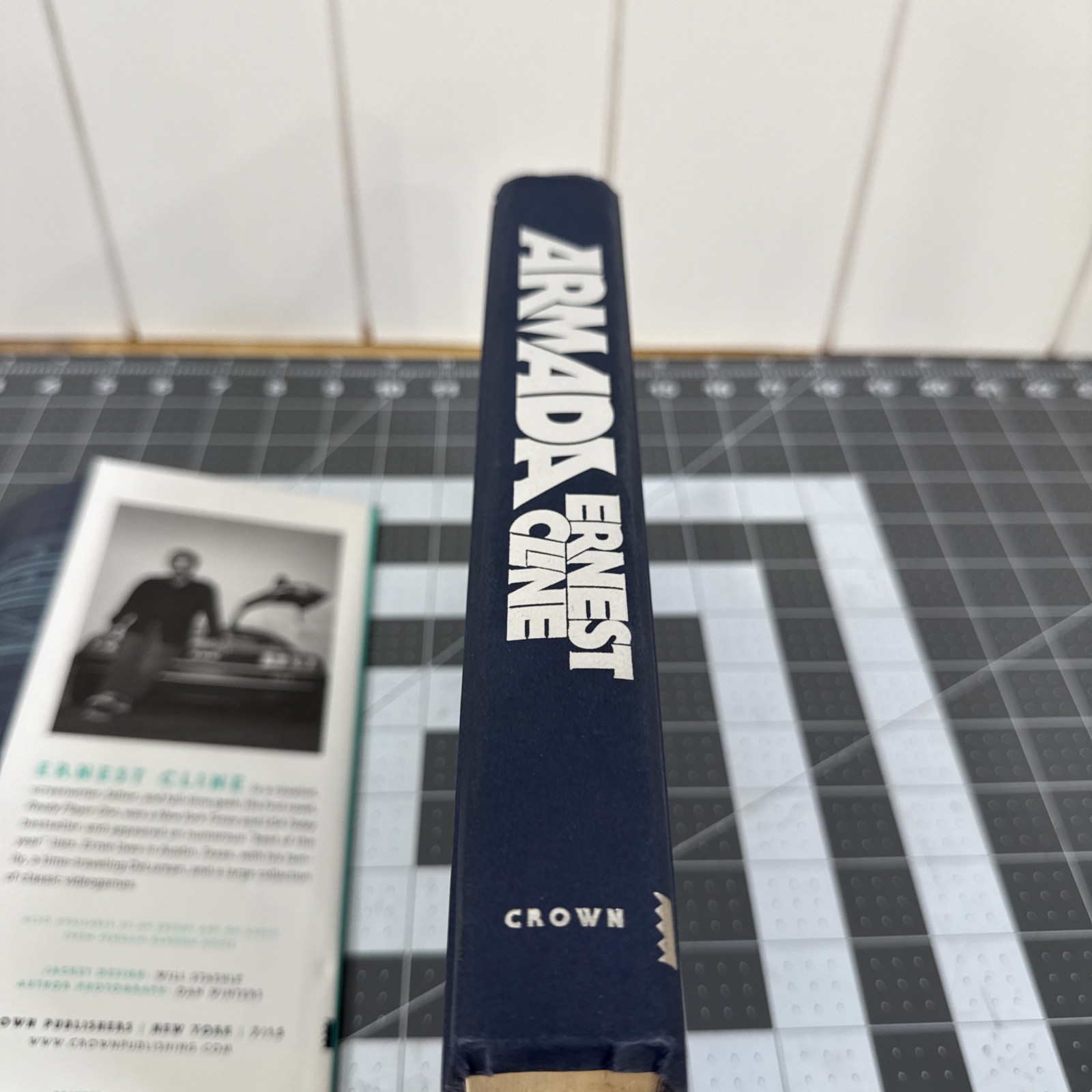 ARMADA by ERNEST CLINE, 1st Edition 1st Printing- HARDCOVER – Used good condit
