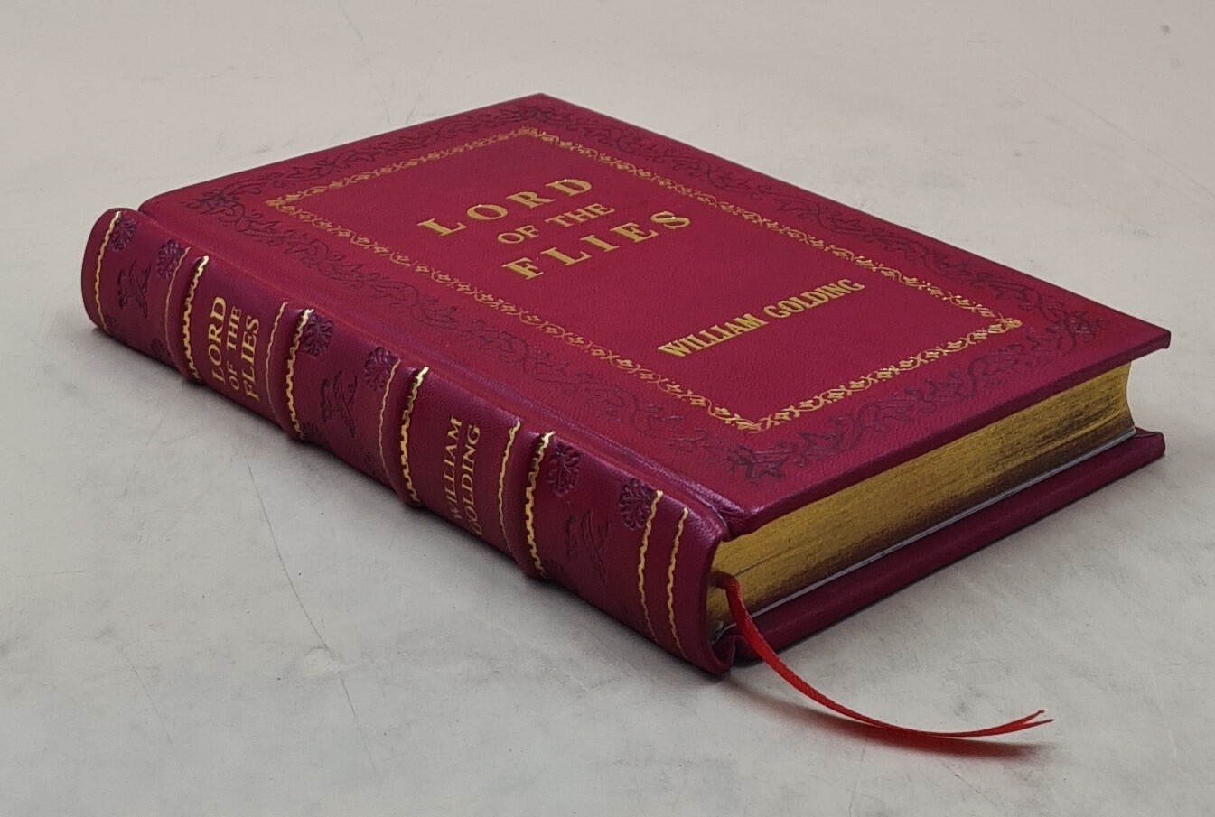Lord Of The Flies [Premium Leather Bound]