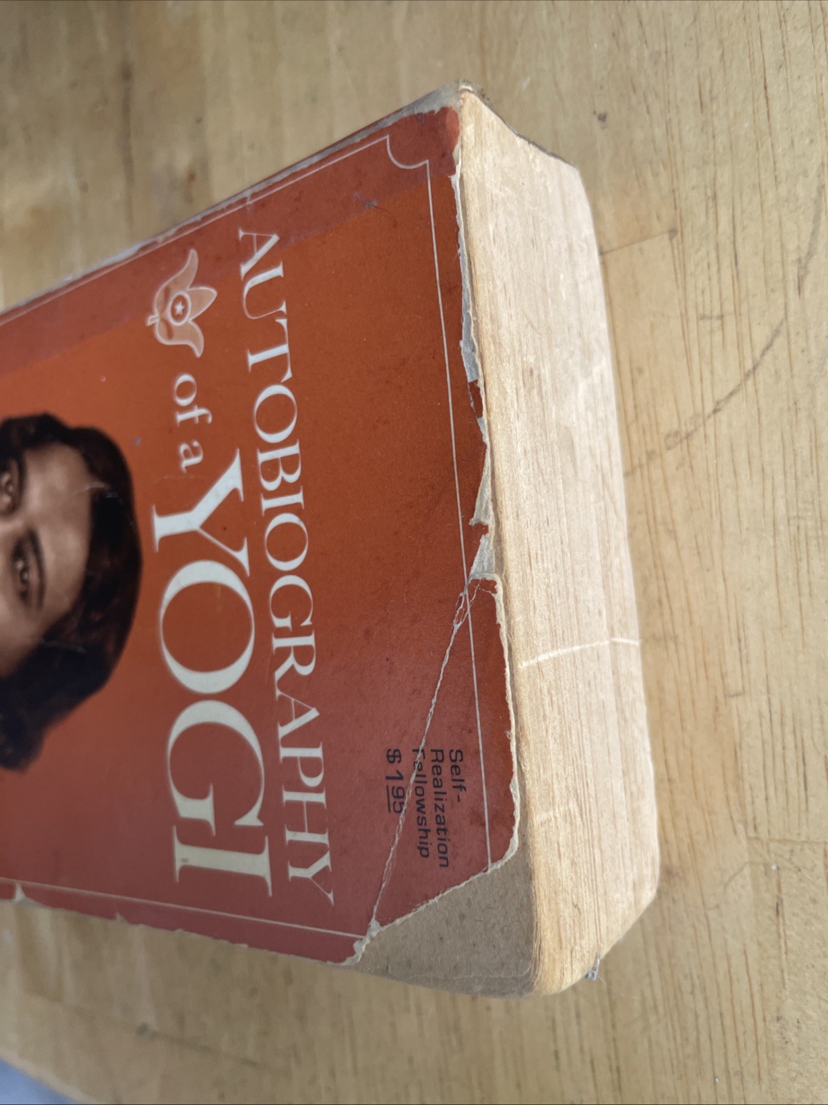Autobiography of A Yogi by Paramahansa Yogananda Rare VTG 1972 Paperback Book