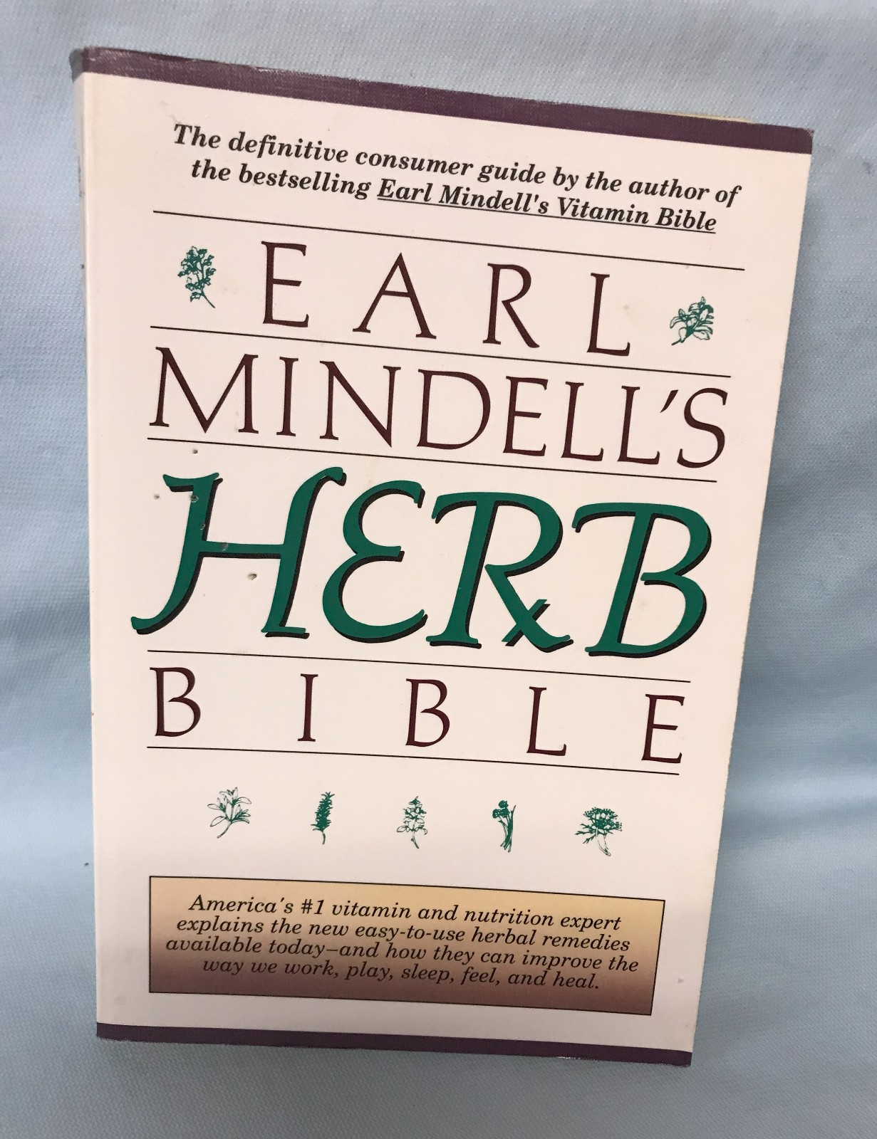 BOOK: EARL MINDELL’S HERB BIBLE Professor of Nutrition 1992 Paperback (A1)
