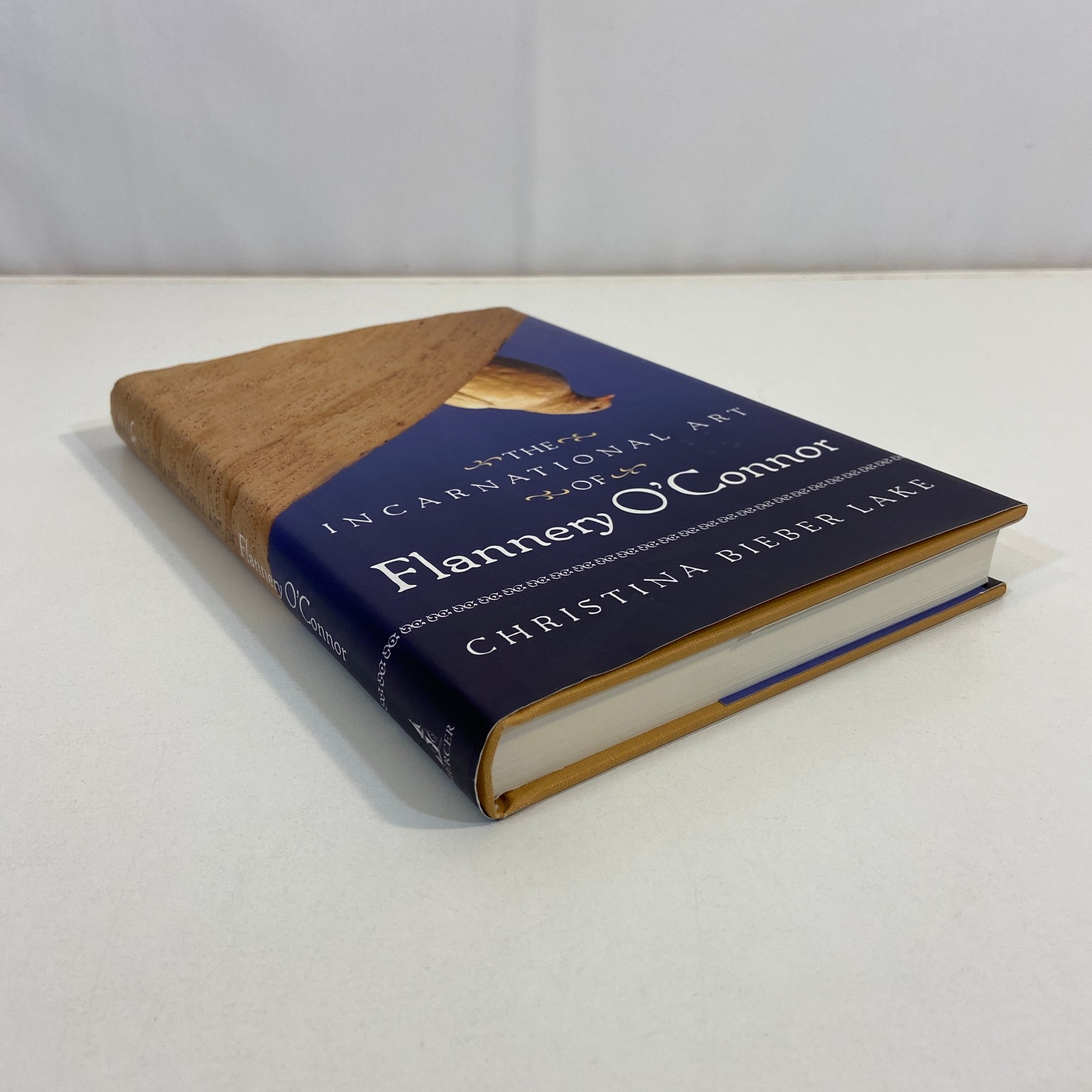 The Incarnational Art of Flannery O’Connor Christina Bieber Lake HCDJ 2005