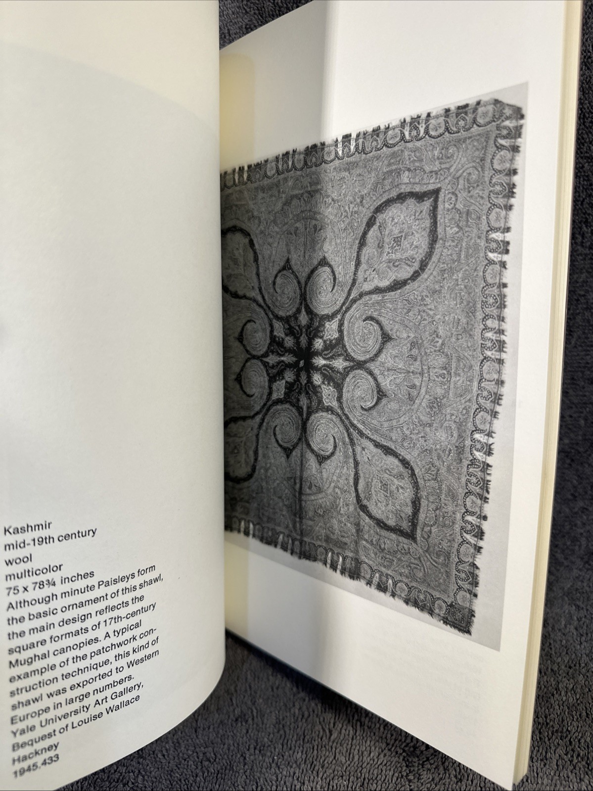 The Kashmir Shawl Yale University Art Gallery 1975