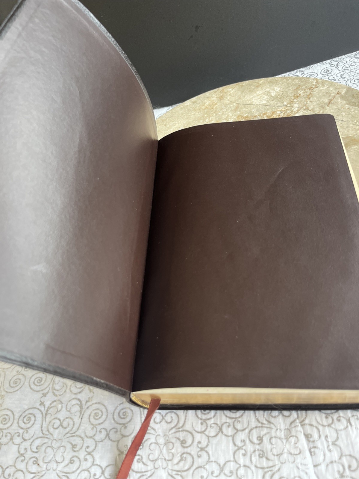 1976 KJV Holy Bible Giant Print References Concordance Red Letter Leather Book