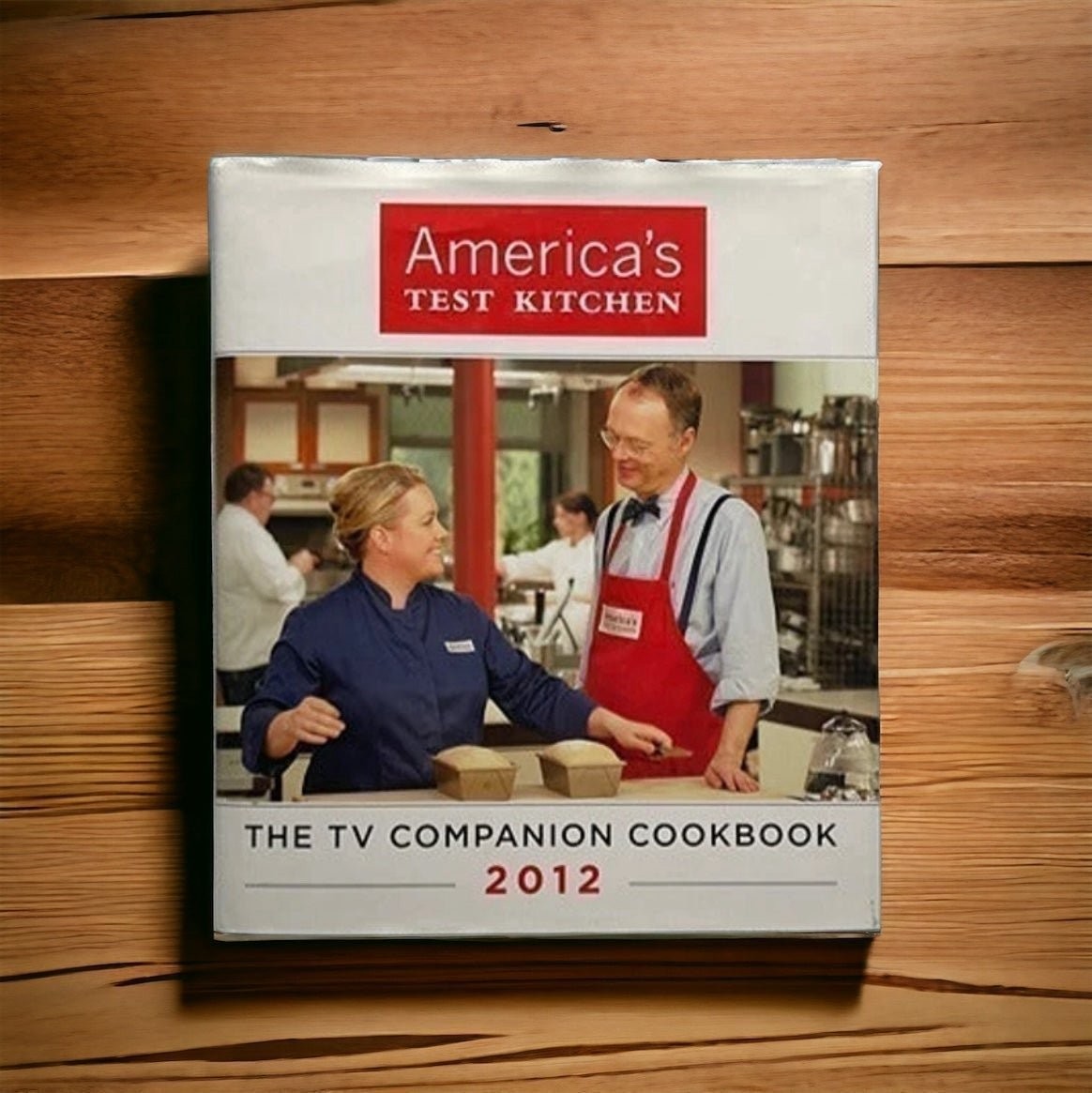 America’s Test Kitchen 2012 TV Companion Cookbook Tested Recipes 306 Pages VG