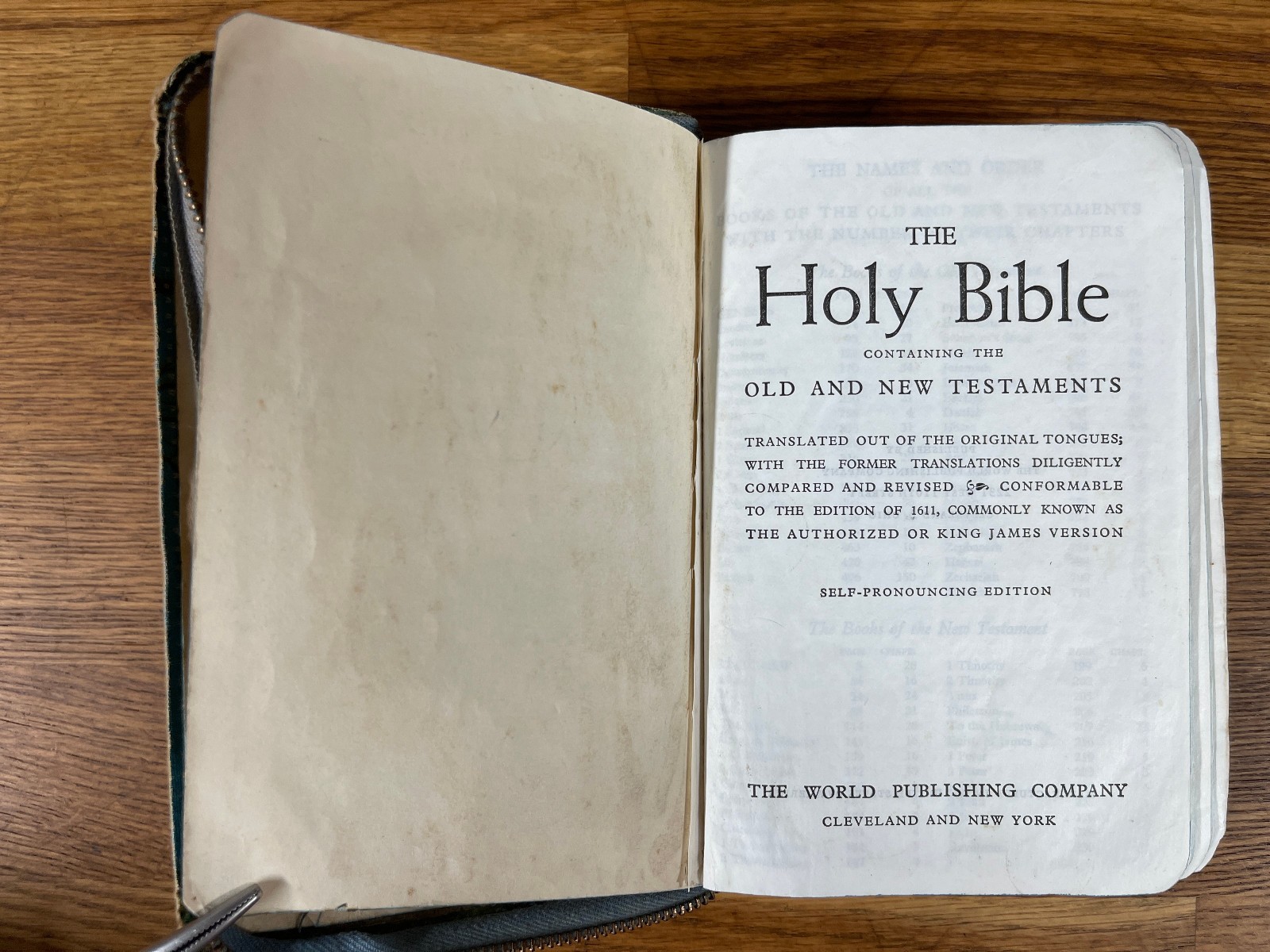 1960s Childs Holy Bible Book King James Vivid Color Illustrations Distressed