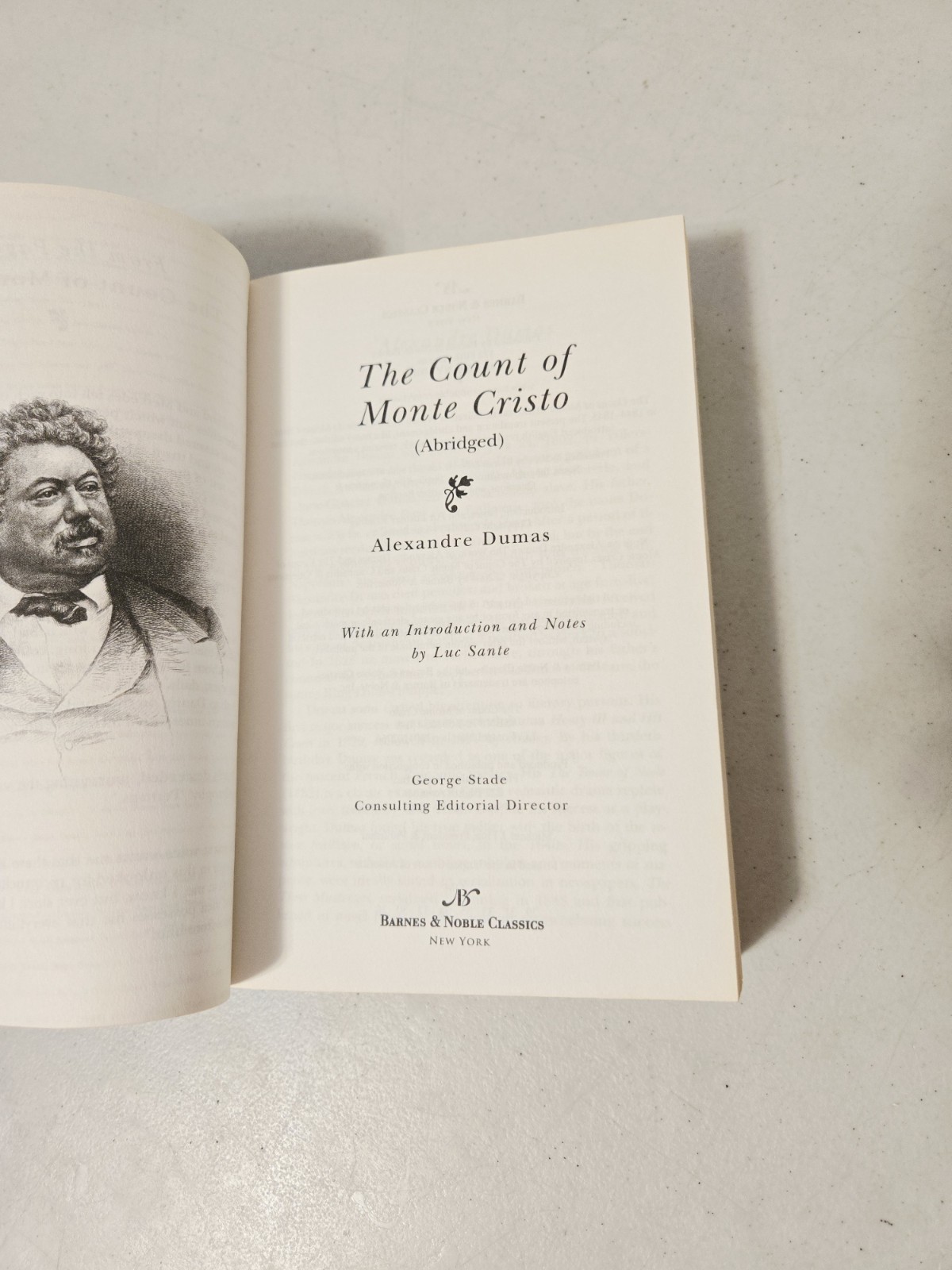 The Count of Monte Cristo (Abridged) Alexandre Dumas (Barnes & Noble Classics)