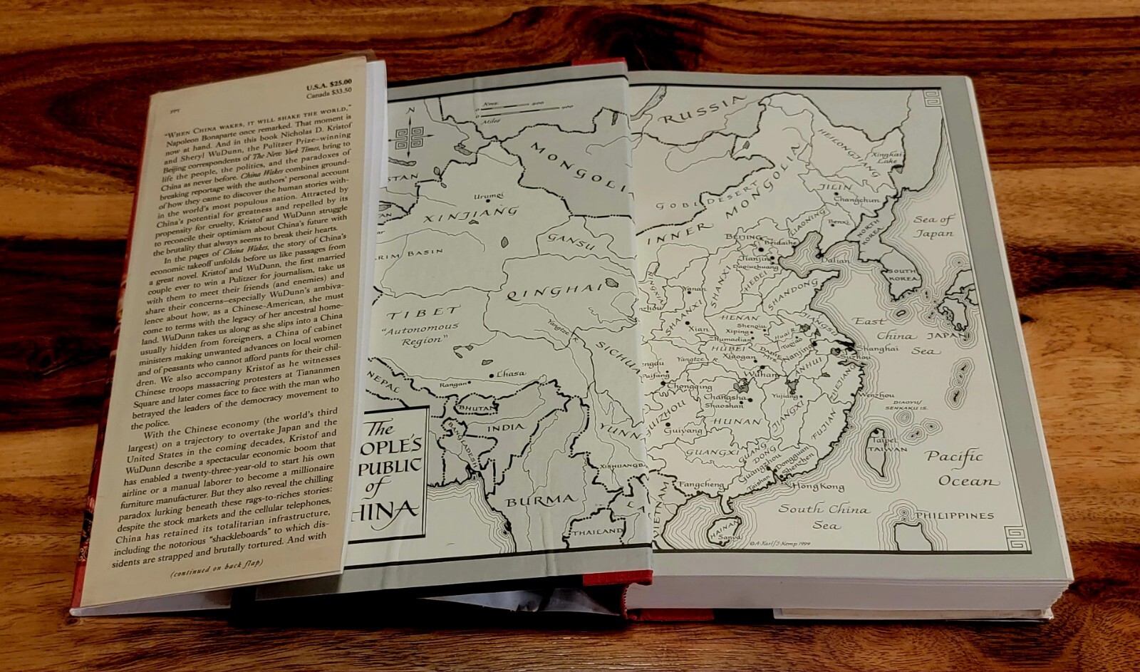 China Wakes: Struggle for the Soul of a Rising Power, Nicholas D. Kristof (1994)