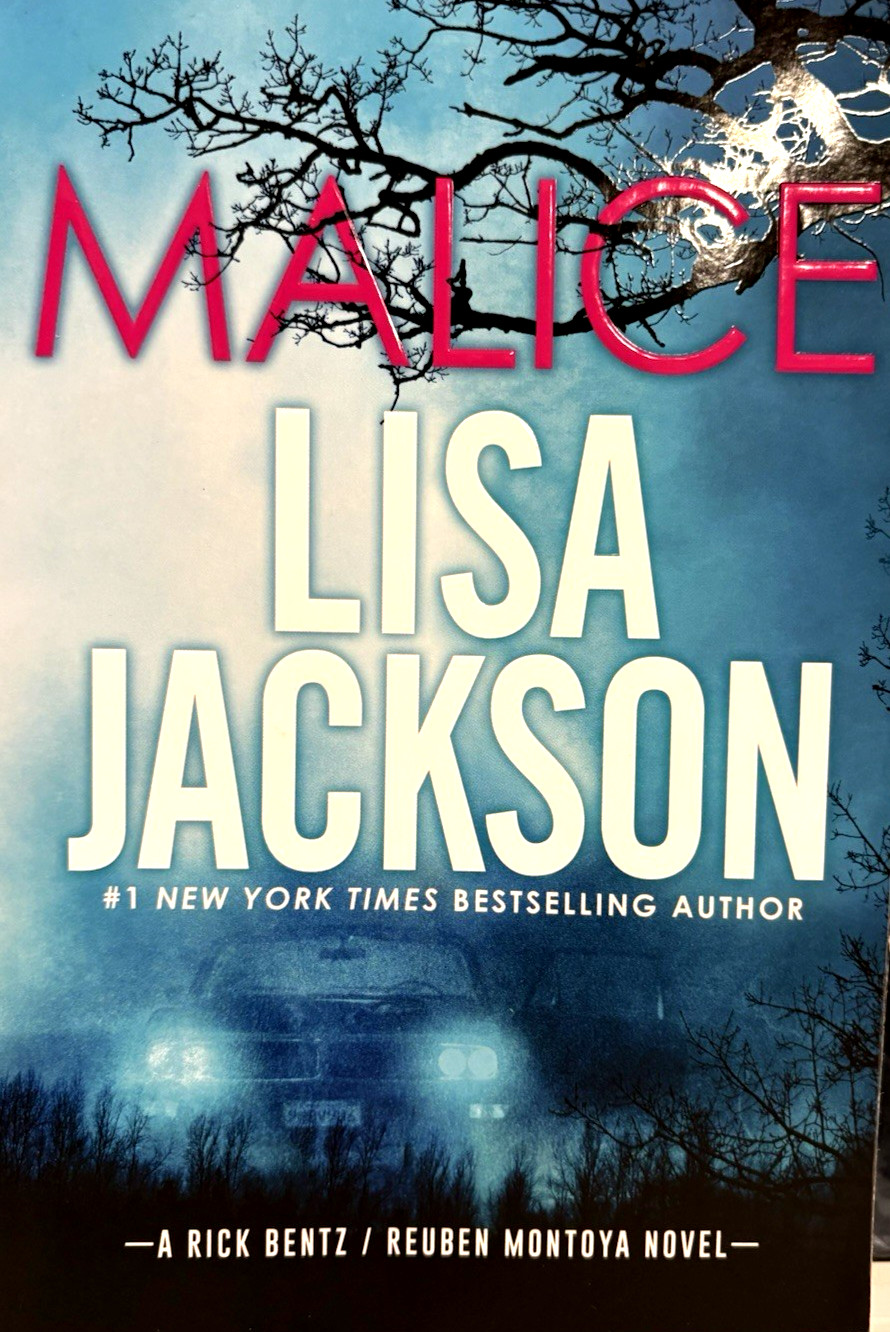 „MALICE“~A NOVEL by LISA JACKSON~VGC~PAPERBACK~THRILLER~504 Pages~