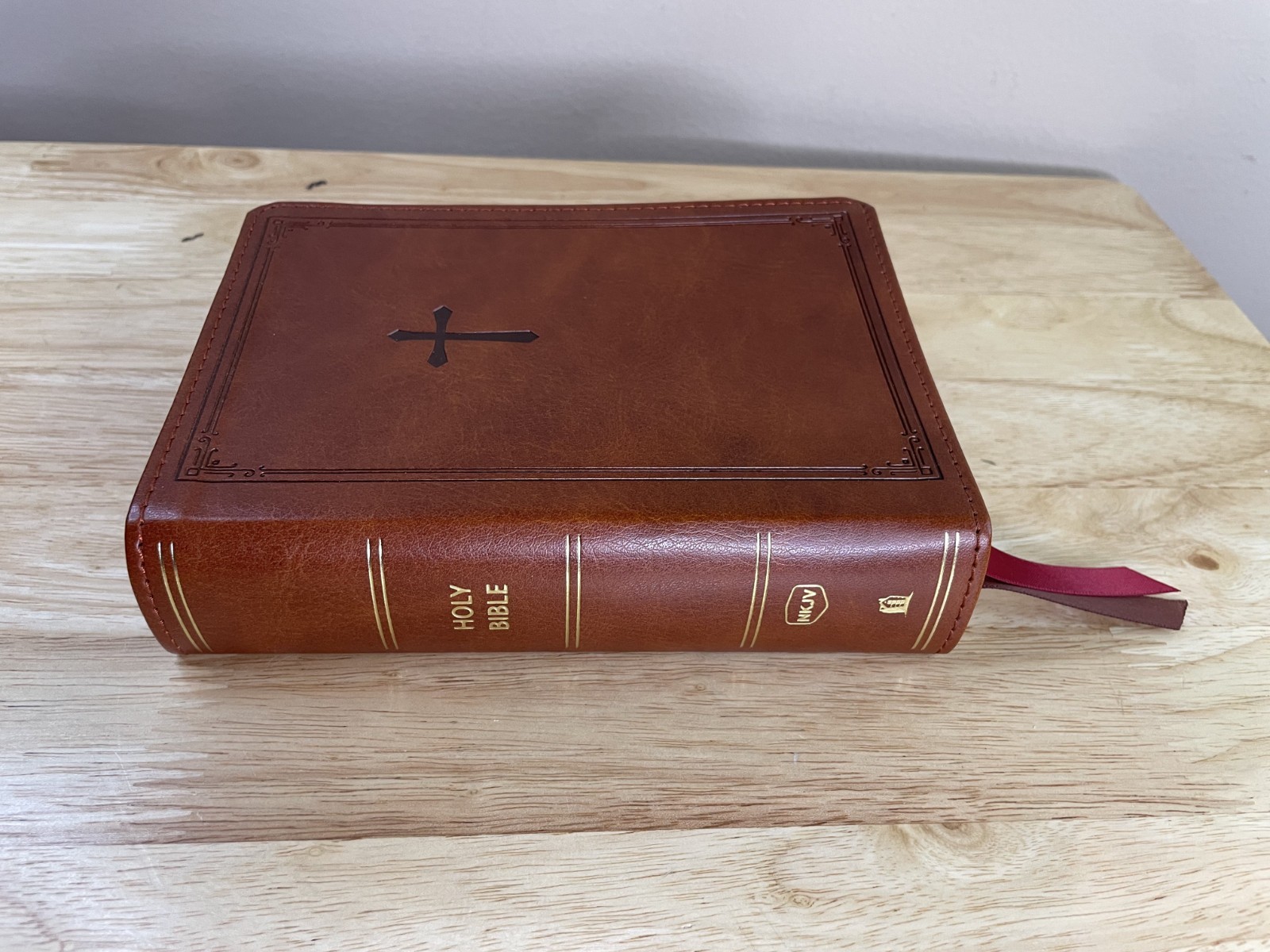 NKJV Holy Bible Thomas Nelson Brown Leathersoft Gilt Edges 2 Ribbons 2020