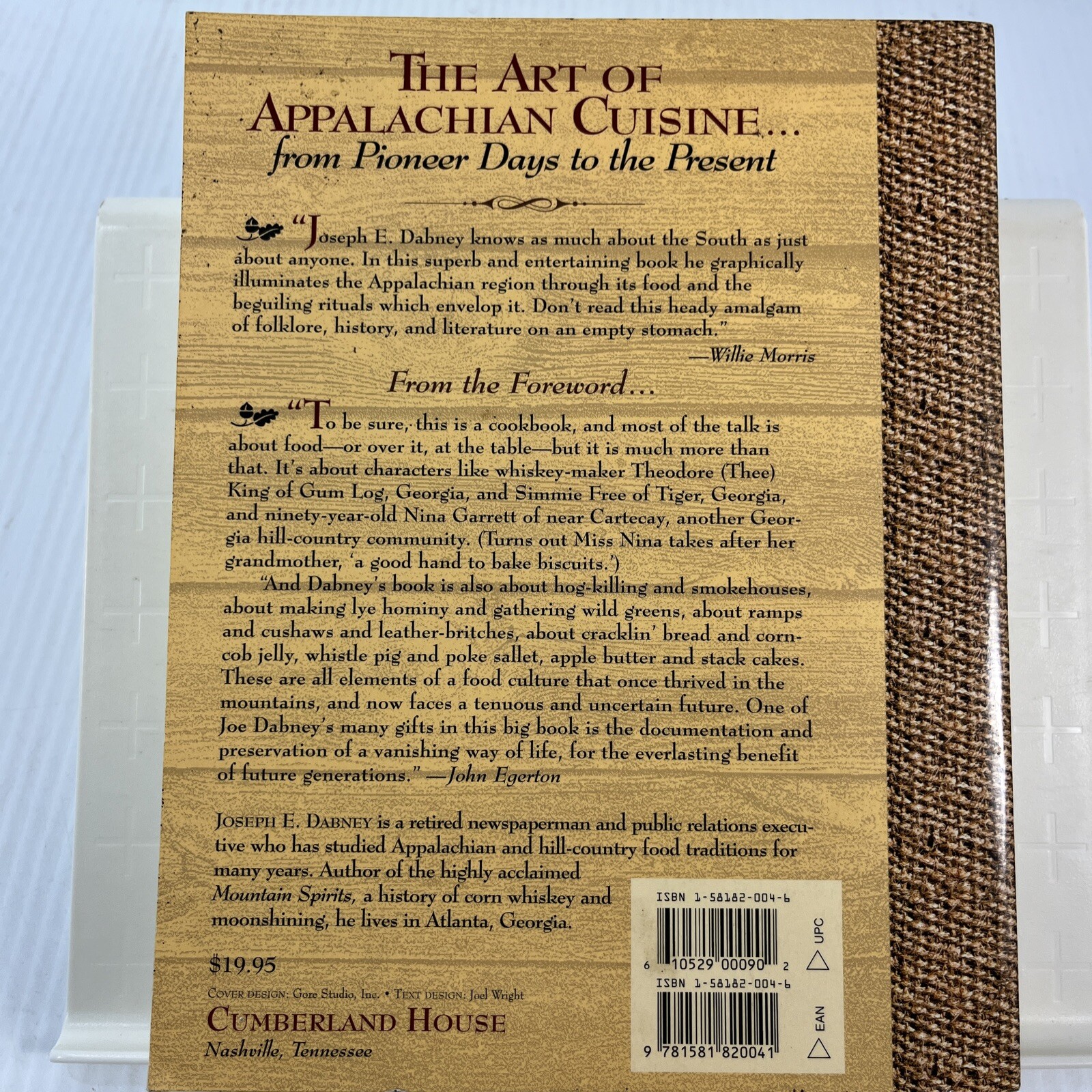 Smokehouse Ham, Spoon Bread & Scuppernong Wine: The Folklore and Art of Southern