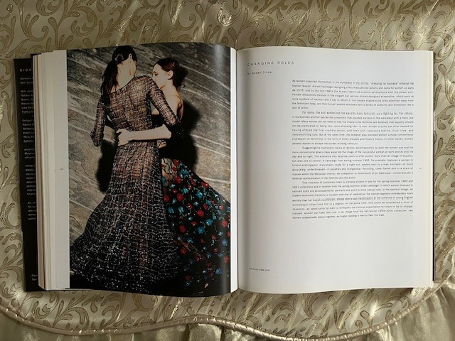 Giorgio Armani Guggenheim Museum exhibition catalog 10.5×12″ book hardcover New