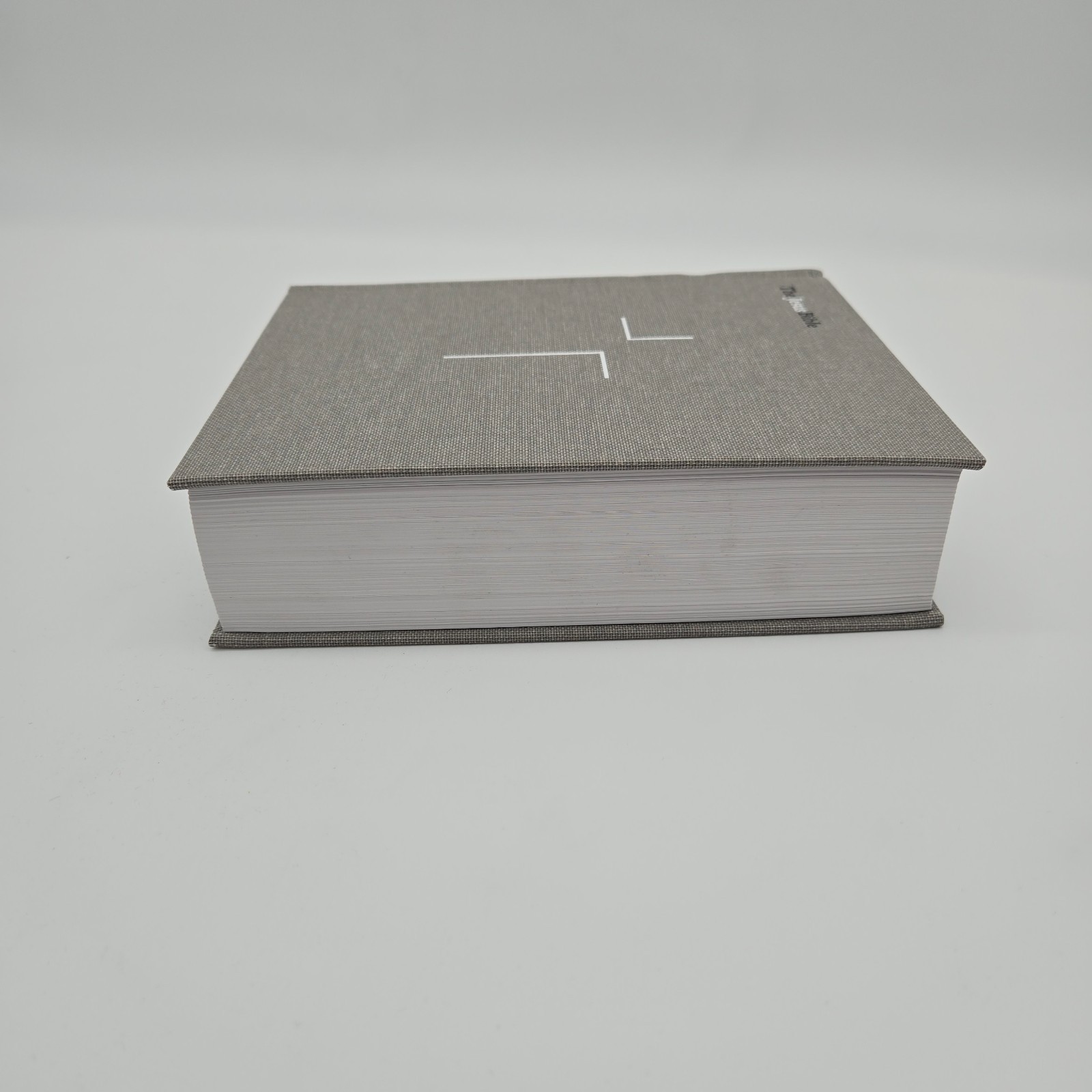 The Jesus Bible by Louie Giglio (2017, Hardcover) Gray Cloth Cover