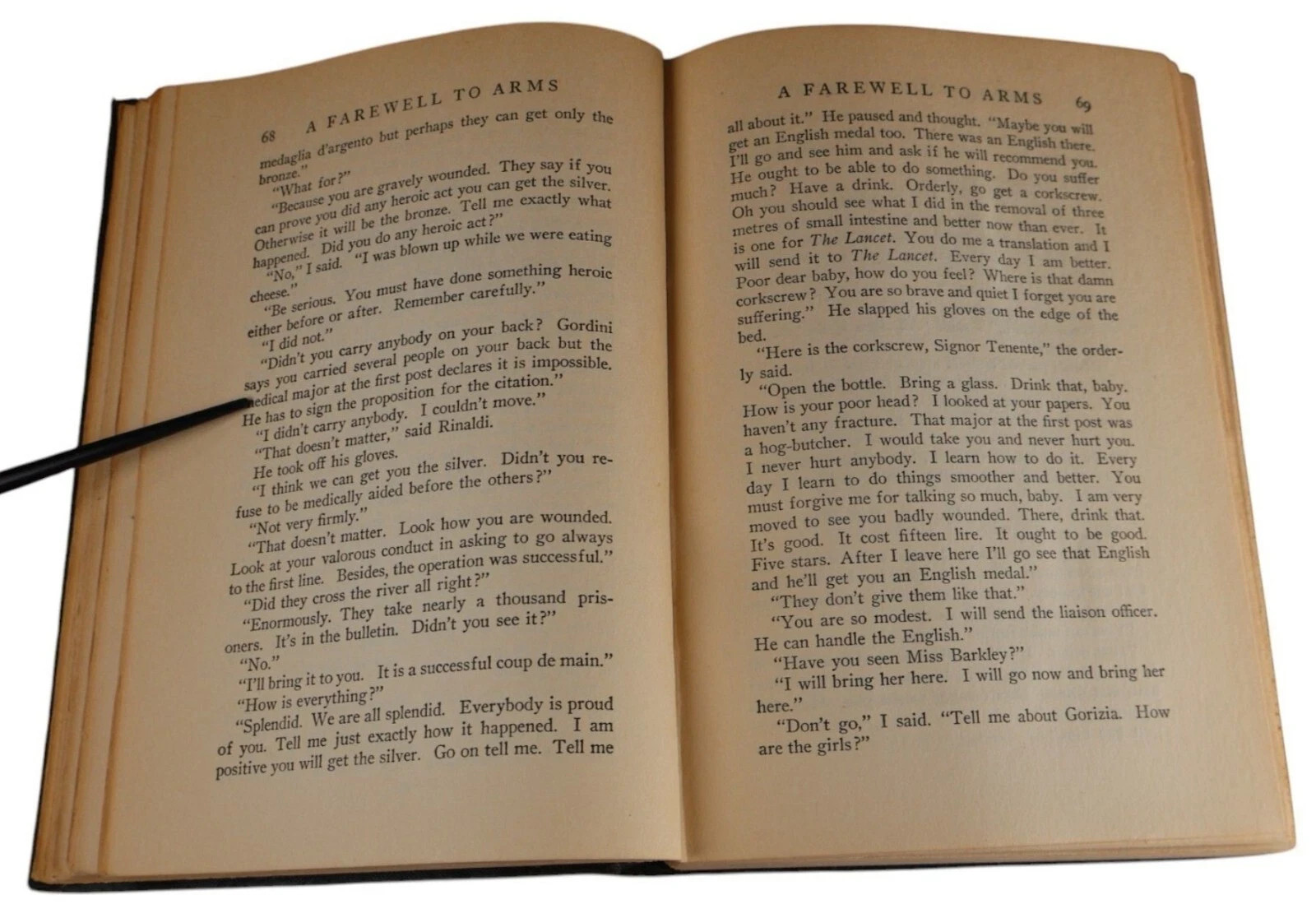 Ernest Hemingway A Farewell to Arms 1929 Scribner HC 5th Print No DJ