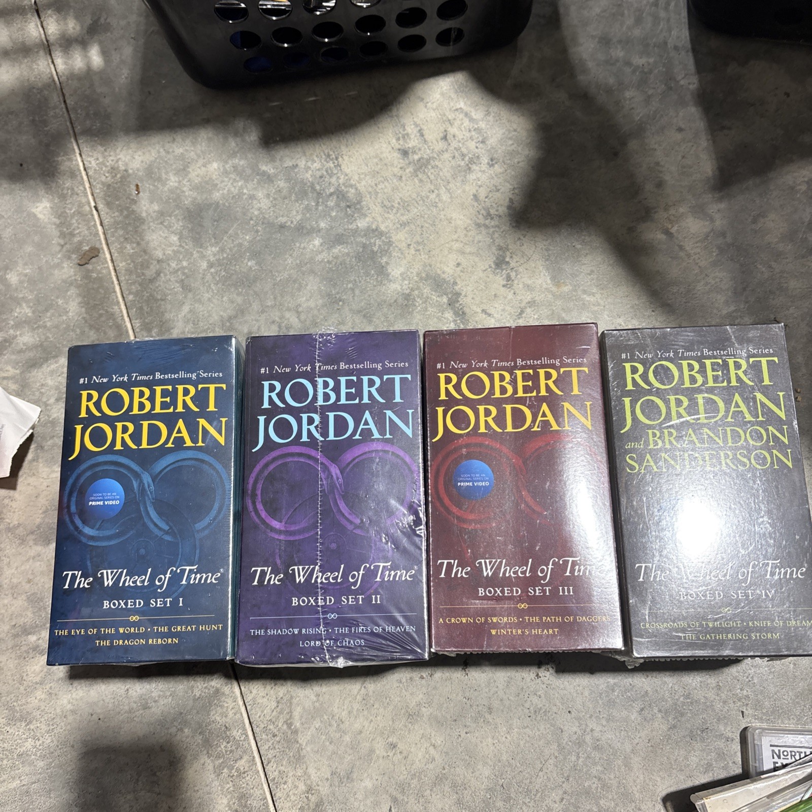 The Wheel of Time Robert Jordan Complete Set PB Books 1-15 – 5 Sealed Box Sets