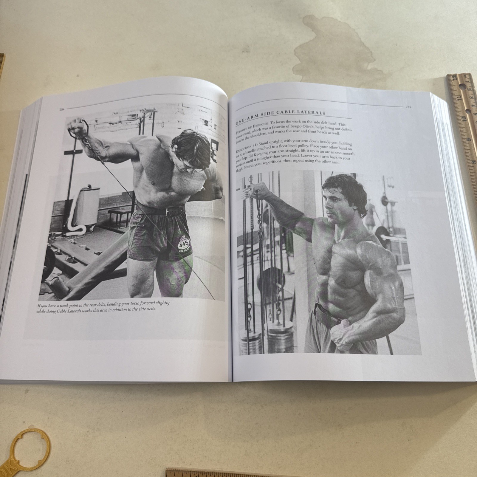 Encyclopedia Modern Bodybuilding Arnold Schwarzenegger weight lifting vintage