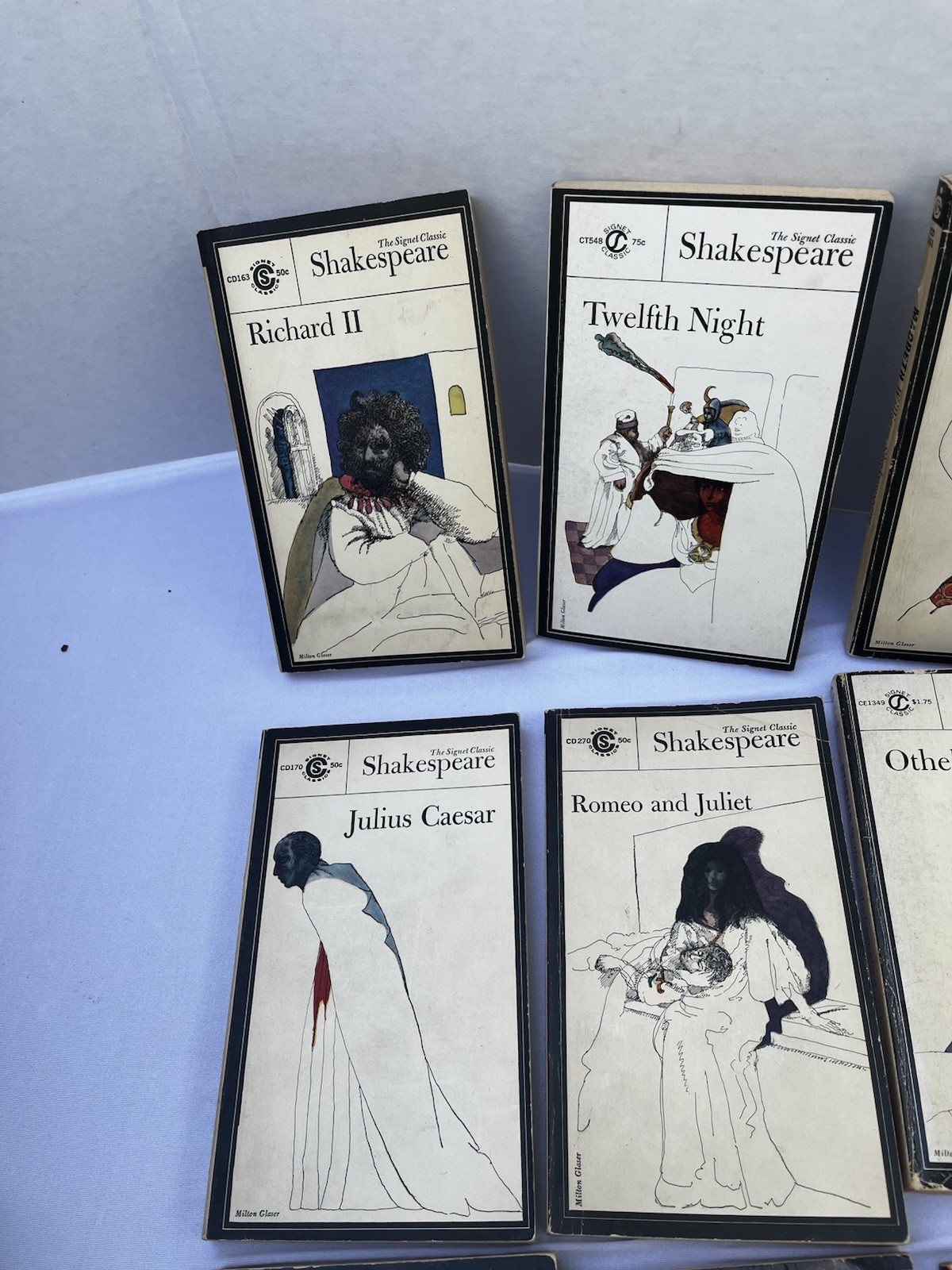 Book Lot: 12 Milton Glaser Cover Shakespeare Signet Classic Paperbacks, Good