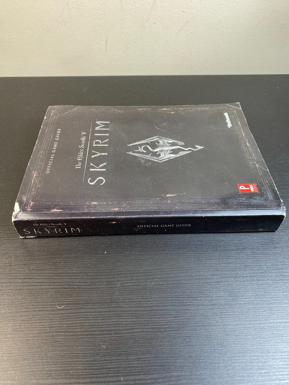 Elder Scrolls V: Skyrim: Prima Official Game Guide Bethesda – 656 Pages