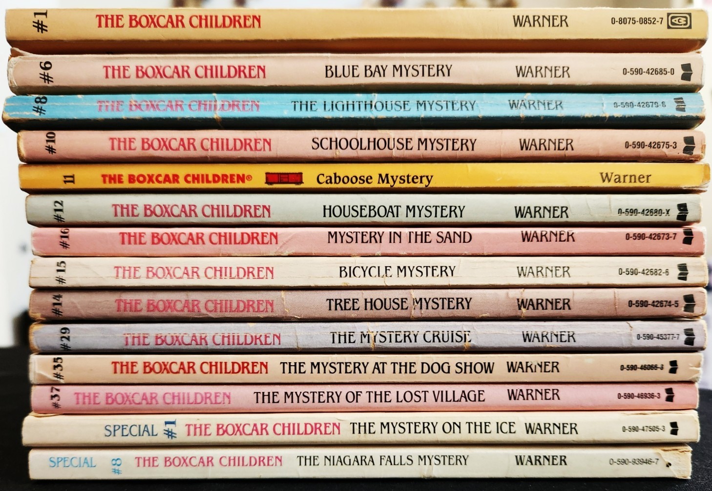 Gertrude Chandler Warner~Lot 14 PB~12 The Boxcar Children Series+ Specials # 1,8
