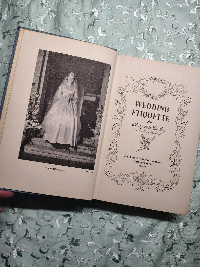 „Wedding Etiquette Complete“ by Marguerite Bentley
