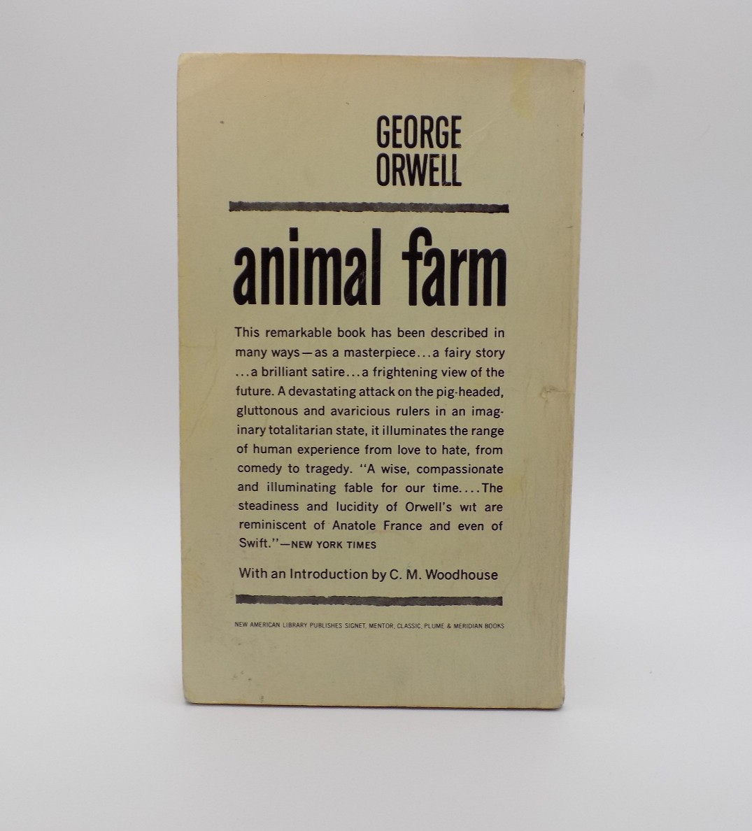 Lot of 3 vintage George Orwell Books 1984 & Animal Farm & Wigan Signet Classic