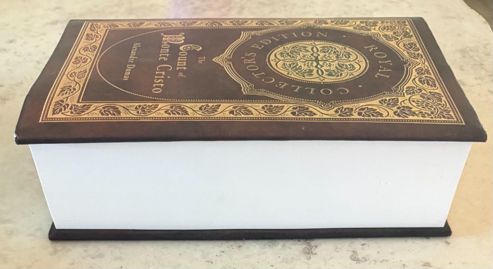 The Count Of Monte Cristo (Royal Collector’s Edition) (Case Laminate Hardco…