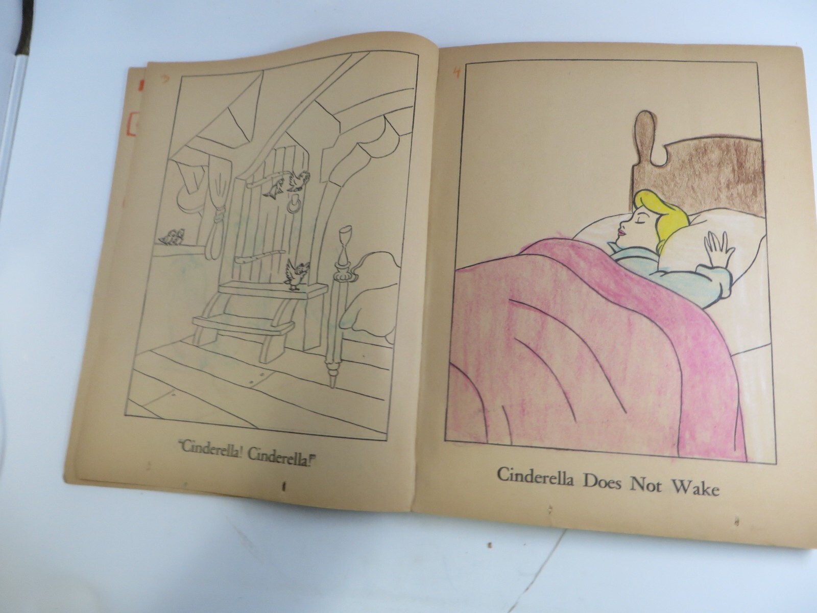 Vintage 1950 Walt Disney CINDERELLA Paint Coloring Book Whitman Publishing RARE