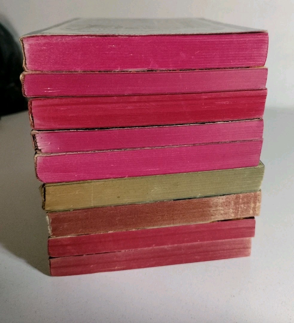 Vintage Pocket Books • 8 First Printings • 1940s–50s Pulp Lot Of 9 Paperbacks
