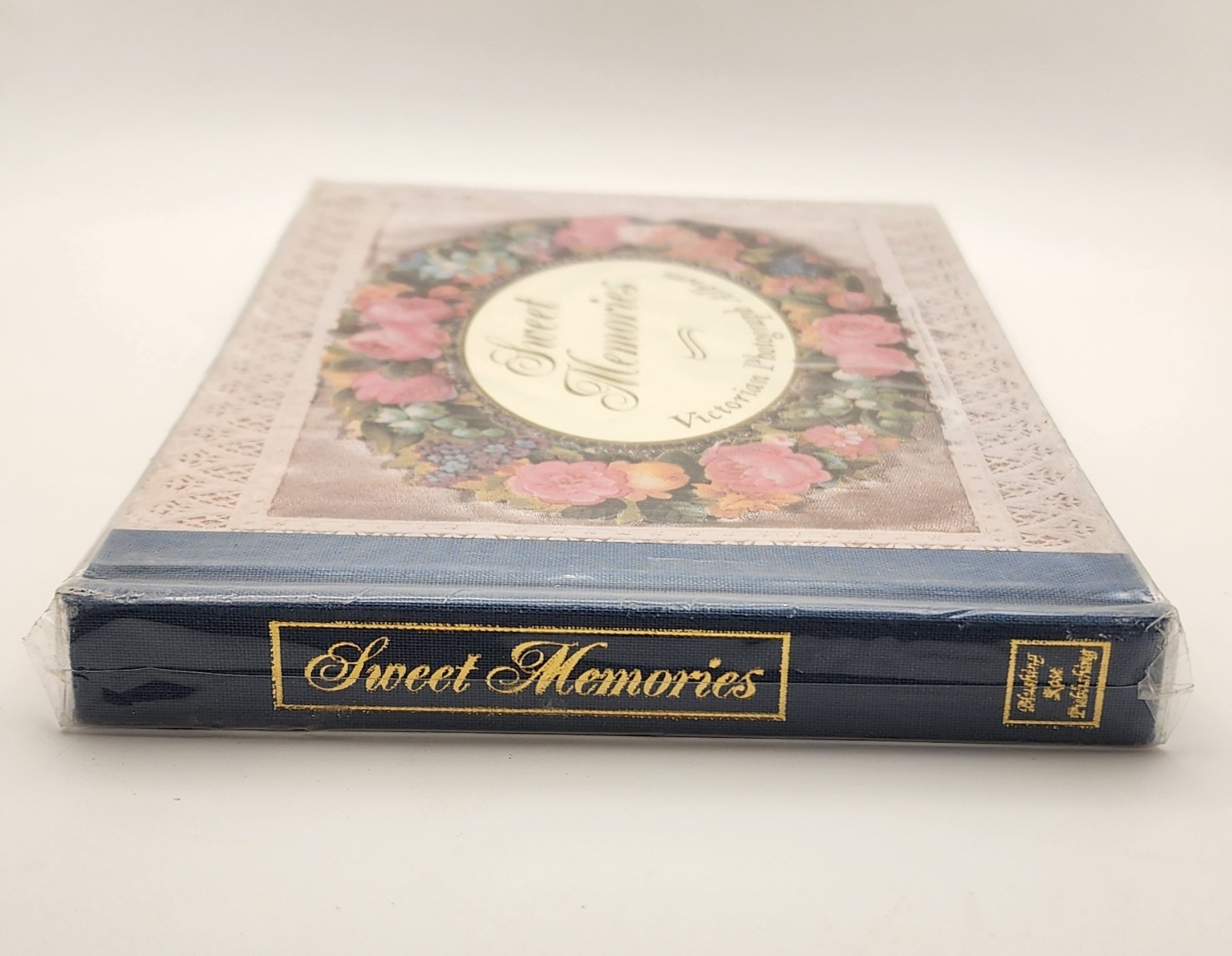 New Sweet Memories Victorian Photograph Photo Album 12Pages Roni Akmon