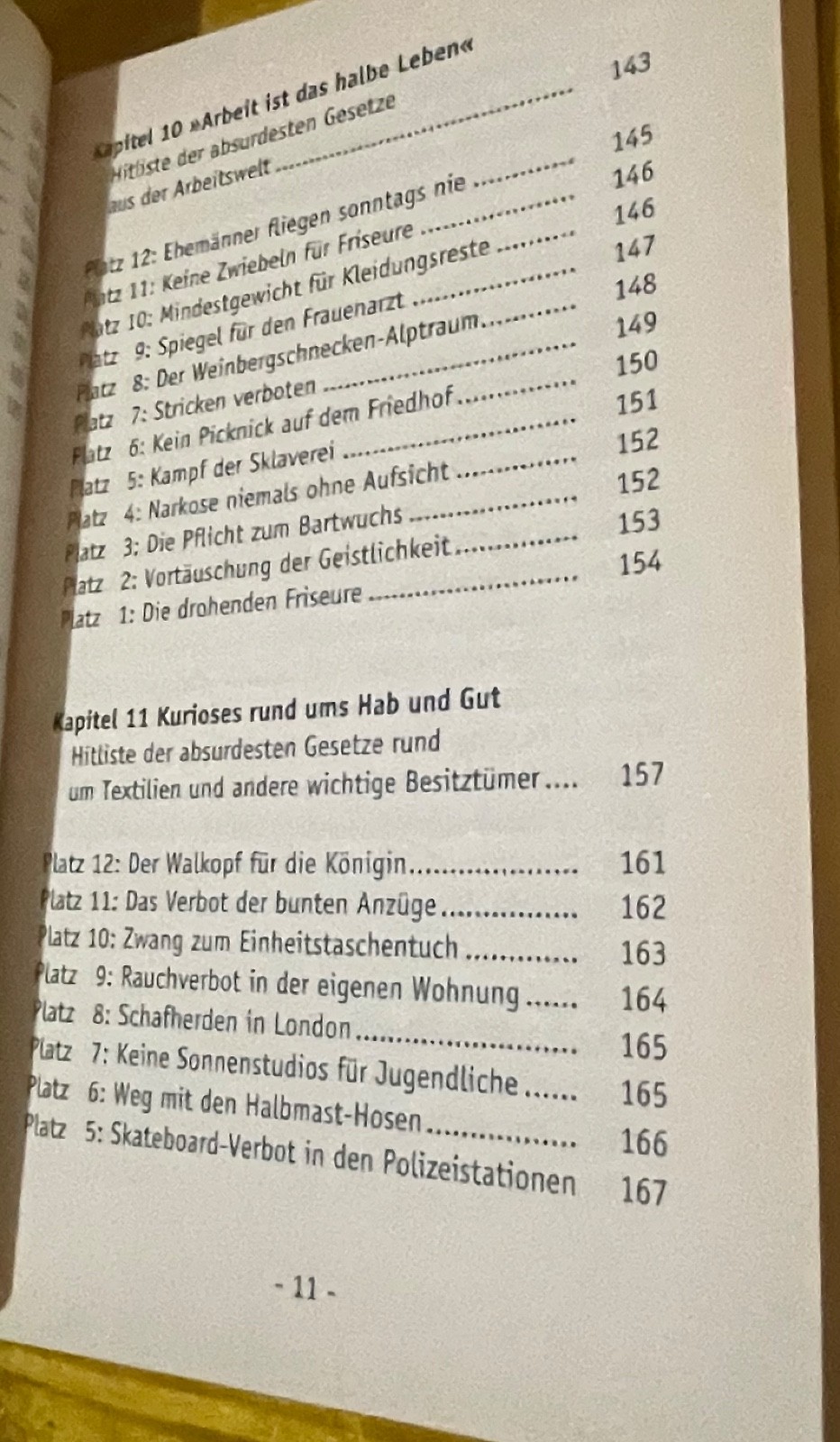 Öffentliche Mülleimer dürfen nicht sexuell belästigt werden by Justus Richter