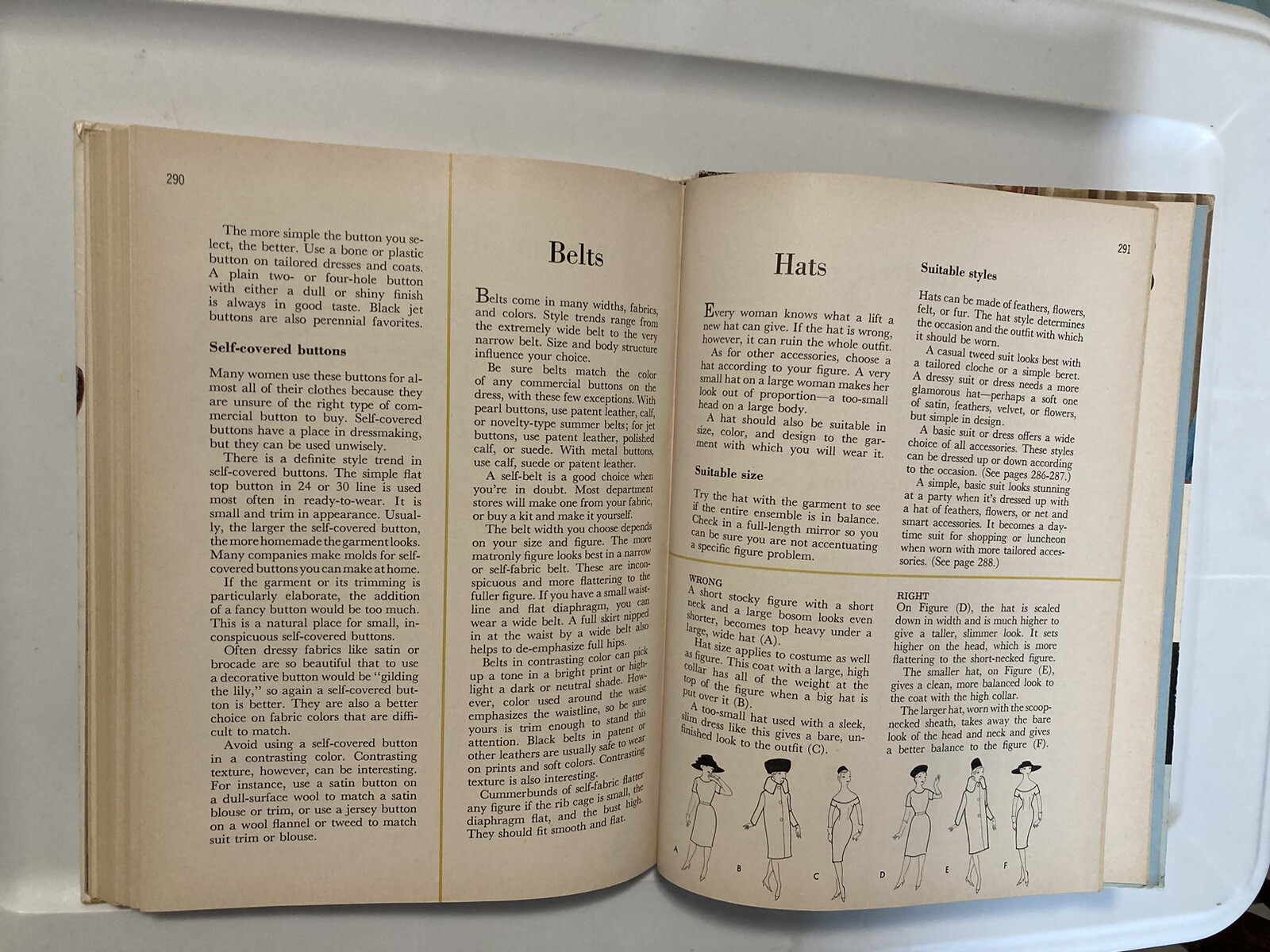 1961 Better Homes & Gardens Sewing Book – How To Sew At Home Hardcover MCM