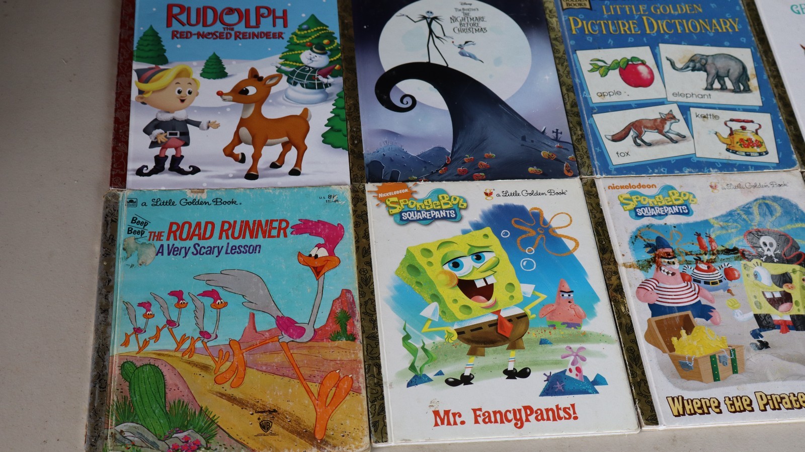 Lot of 15 Vintage Little Golden Books Miniatures Toy story Thomas the tra