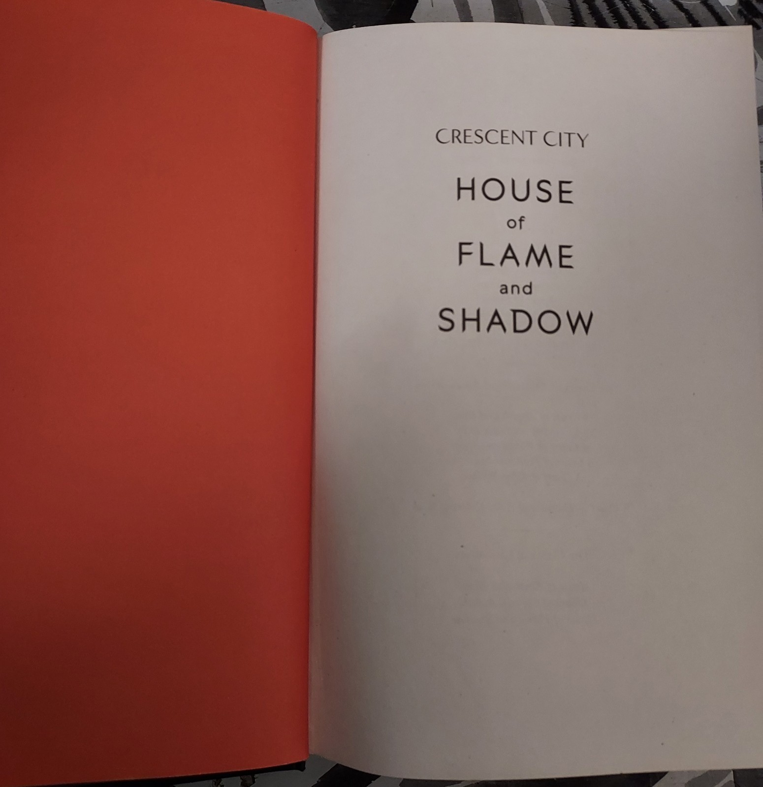 💝 House of Flame and Shadow Crescent City – Sarah J. Maas 1st Edition AS SHOWN