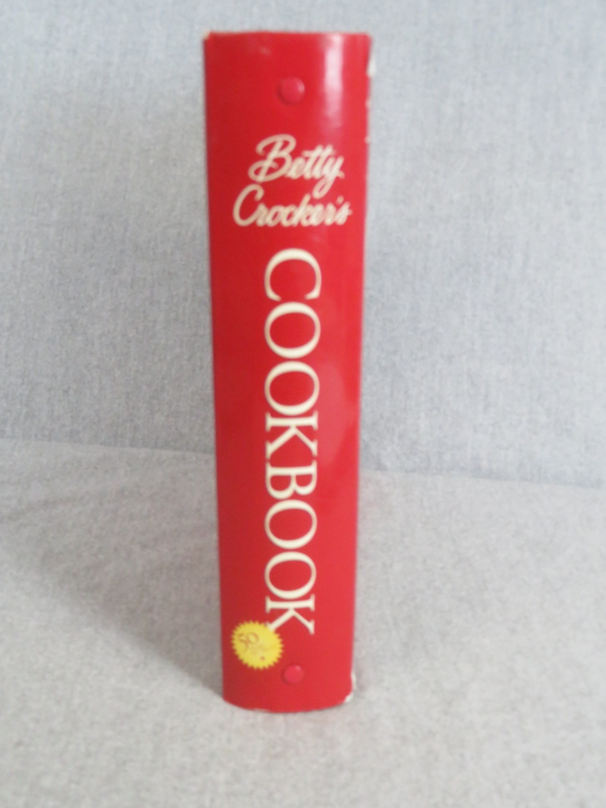 Betty Crocker’s Cookbook 3 Ring Binder Index Tabs 576 Pages