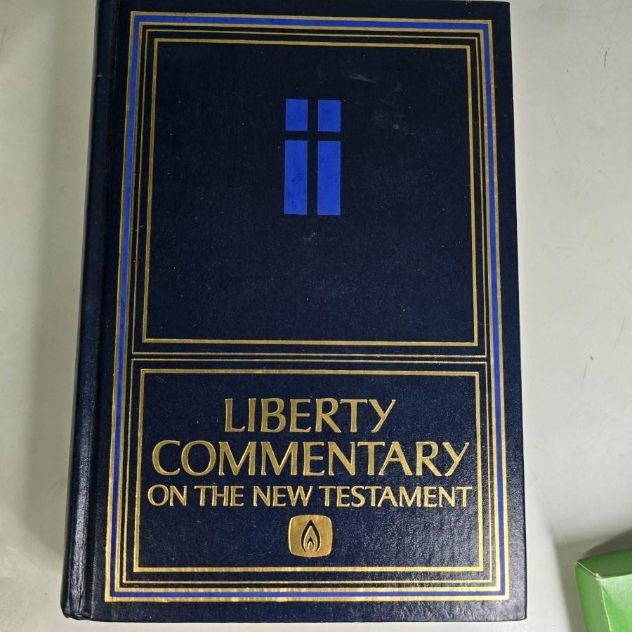 Liberty Commentary On The New Testament Jerry Falwell Kroll 1978 HB Vtg Book