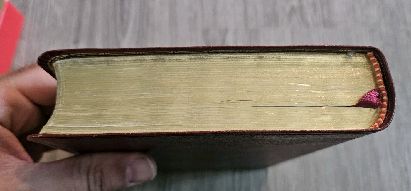 1983 Nelson NKJV Red Letter Bonded Leather Imperial Reference Bible Gilded 745BG