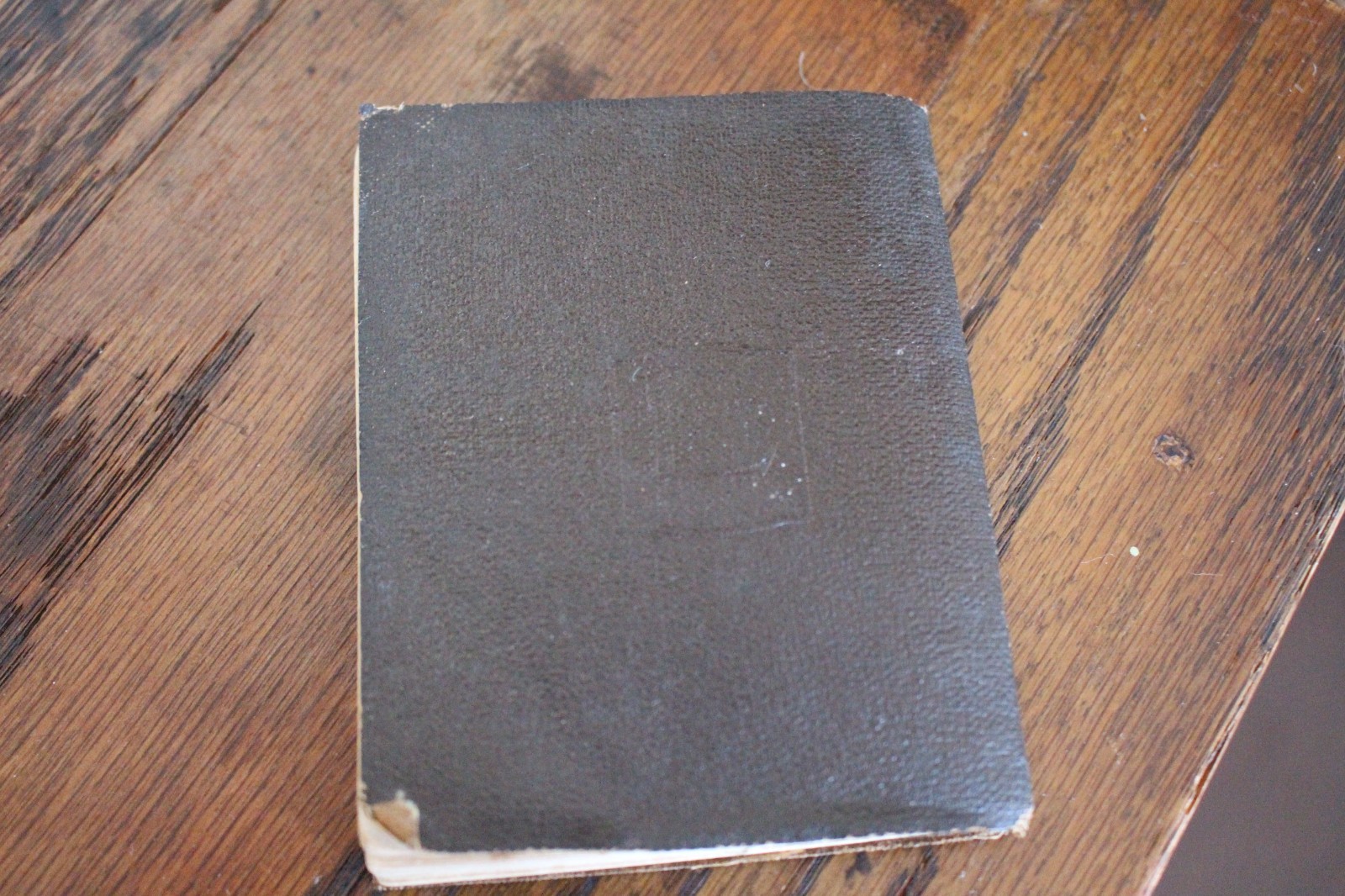 Little Leather Library – A CHRISTMAS CAROL Charles Dickens Antique Book 1920’s