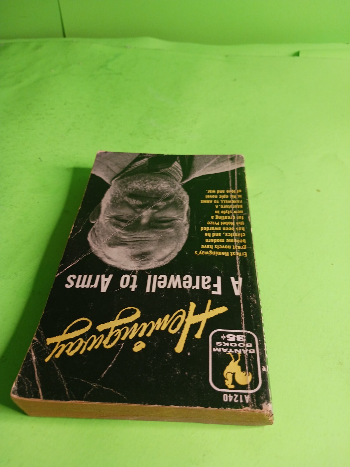 A Farewell to Arms by Enest Hemingway MMPB (1955) 6th Printing