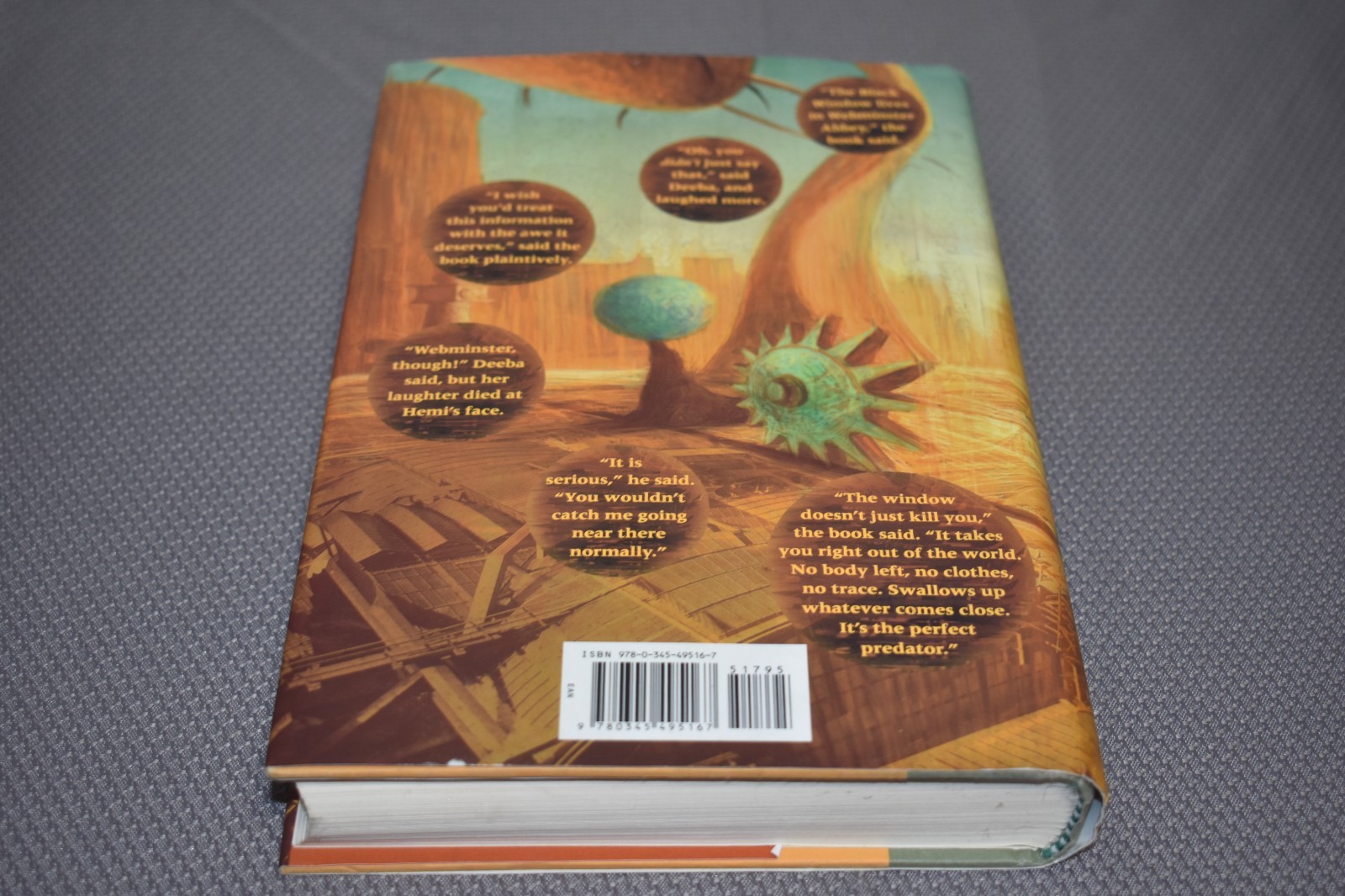 Un Lun Dun by China Miéville (1st Edition/First Printing, 2007, Hardcover)