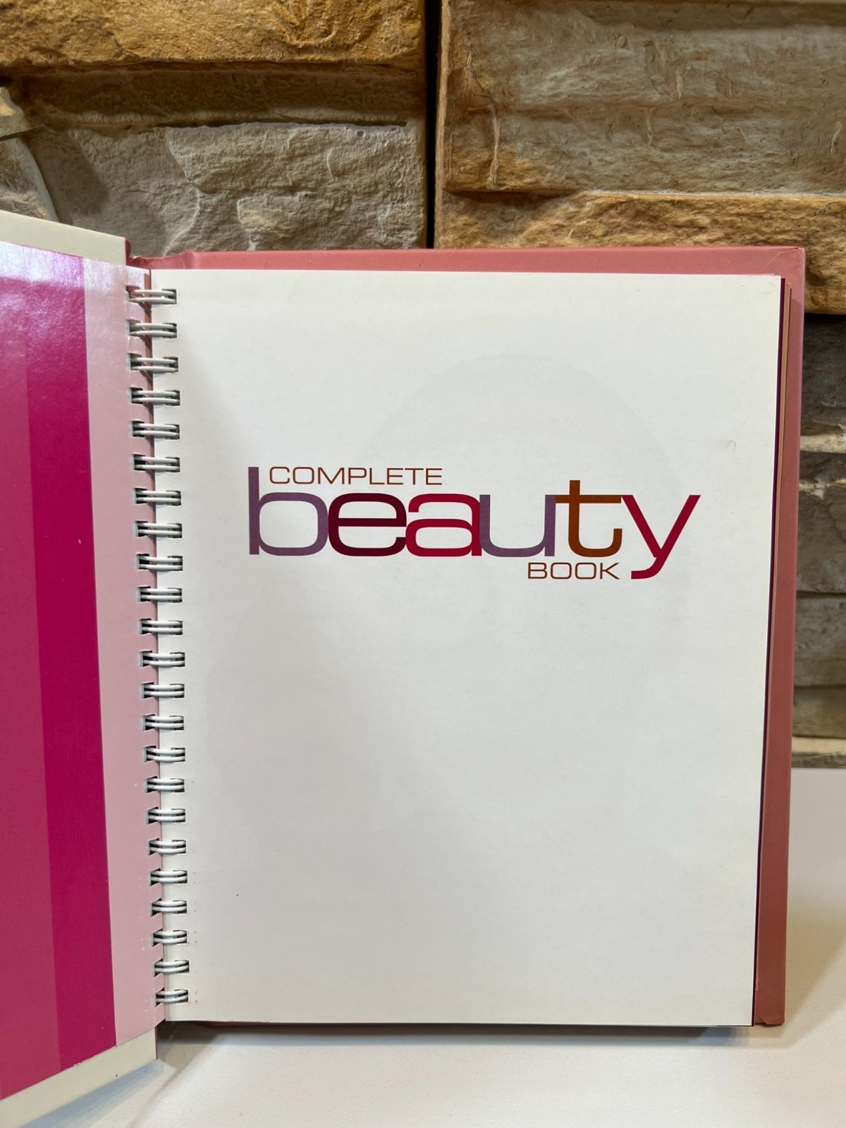 The Complete Beauty Book by Helen Foster 2005 Spiral Bound HC ISBN: 1405441585